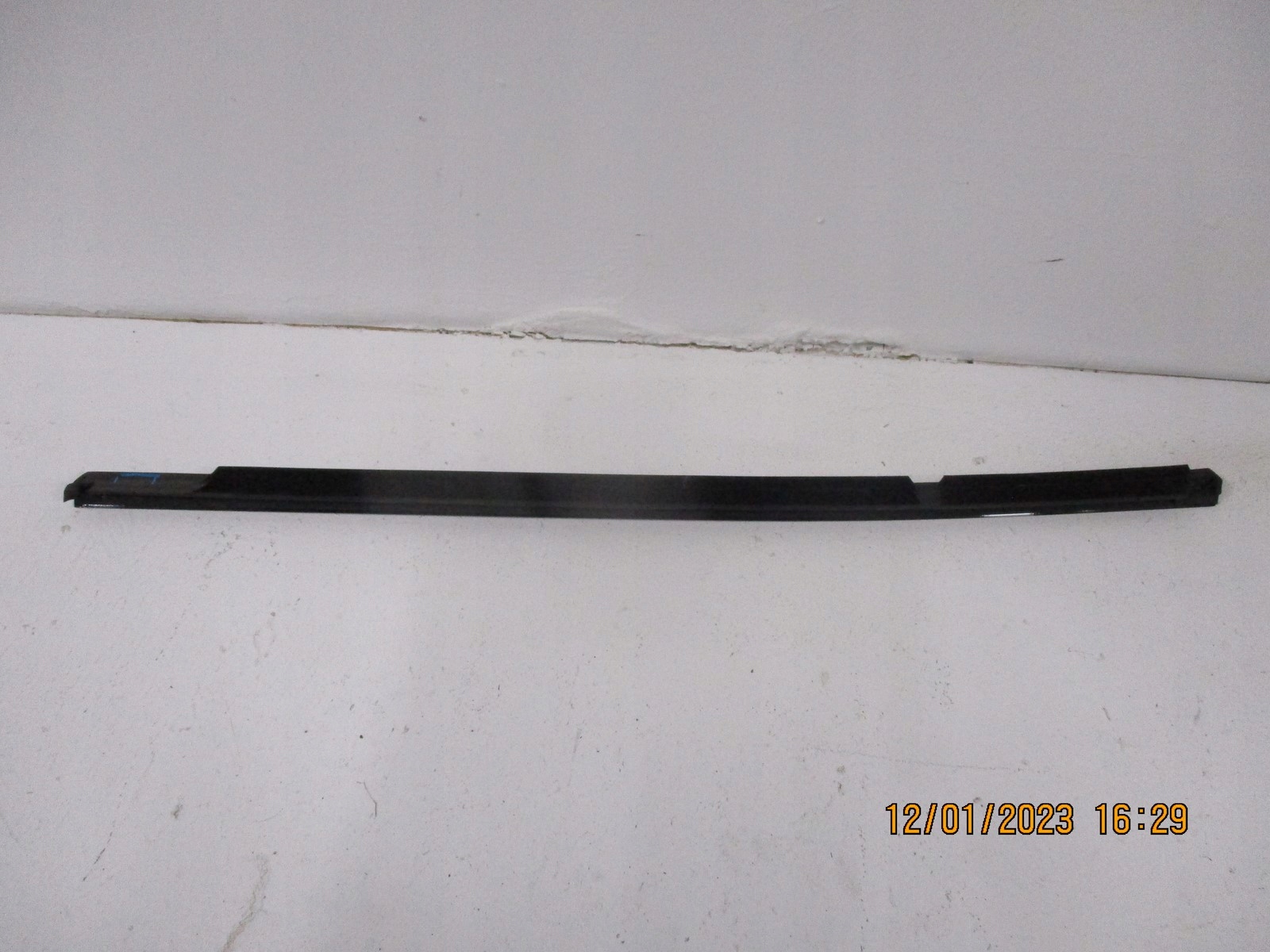 moulding dust MERCEDES 247 A2477357200