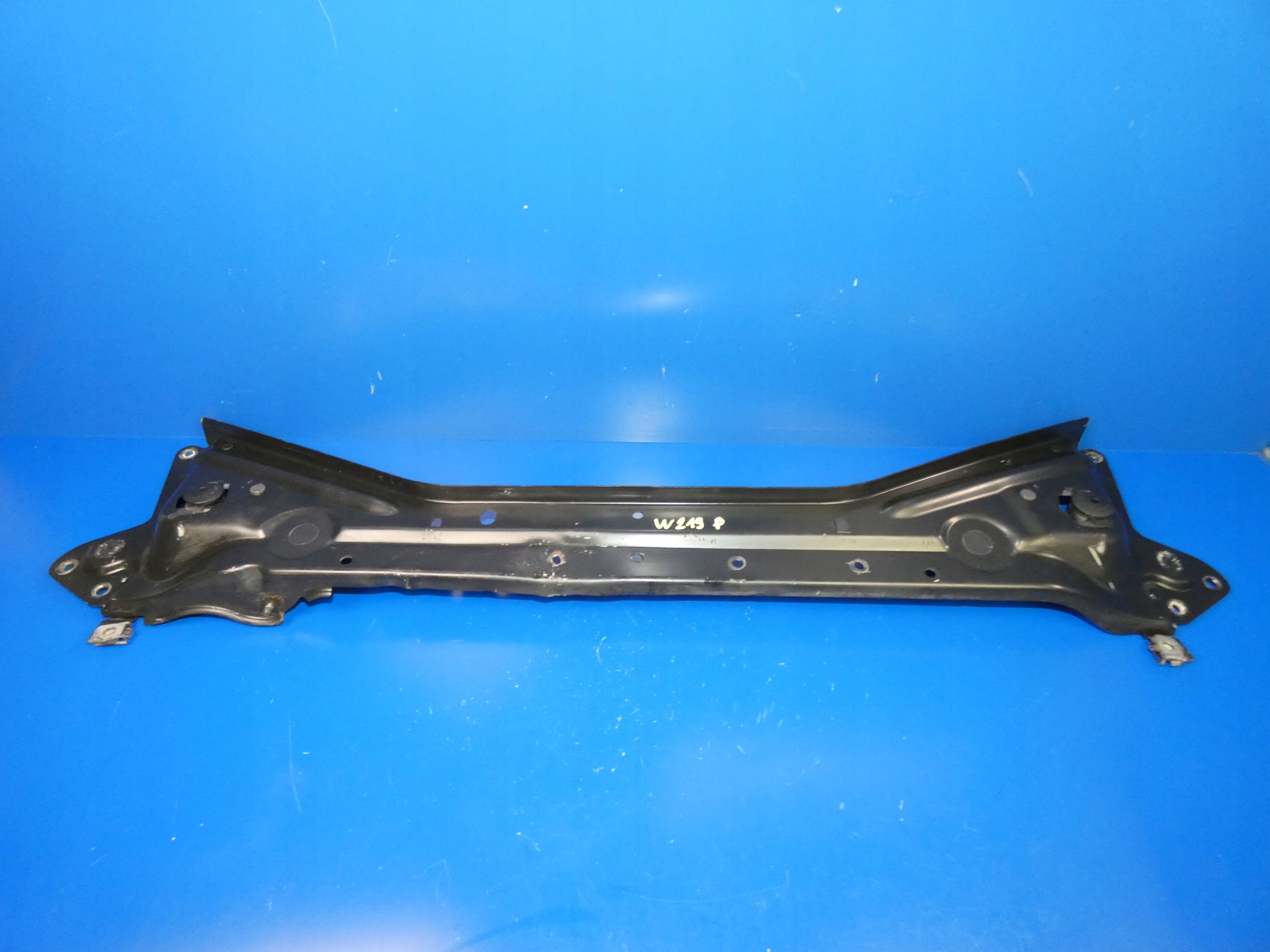 MERCEDES CLS W219 PAS PRZEDNI WZMOCNIENIE