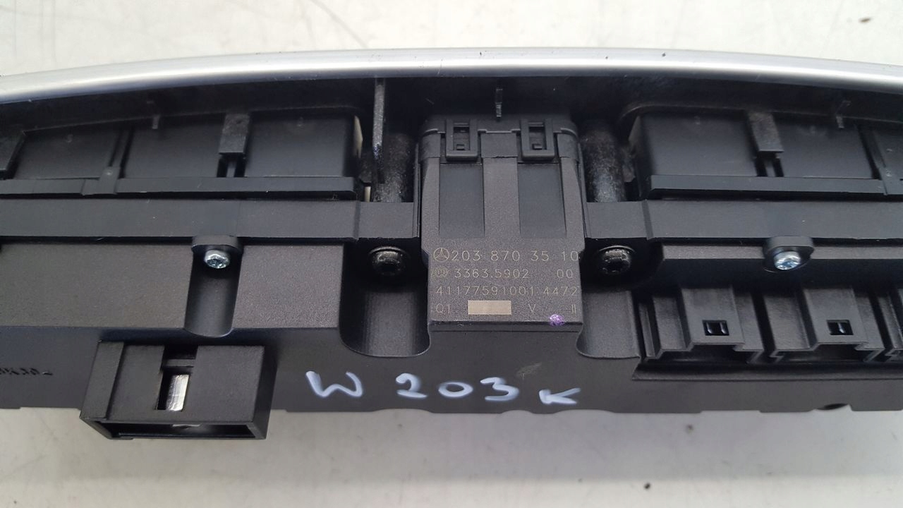 Panel controls 2038703510 Mercedes W203
