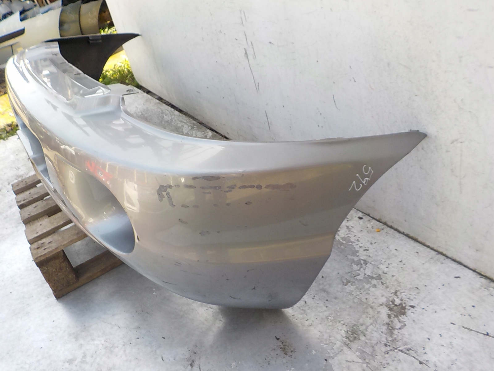 592 HYUNDAI SANTA FE and bumper front front