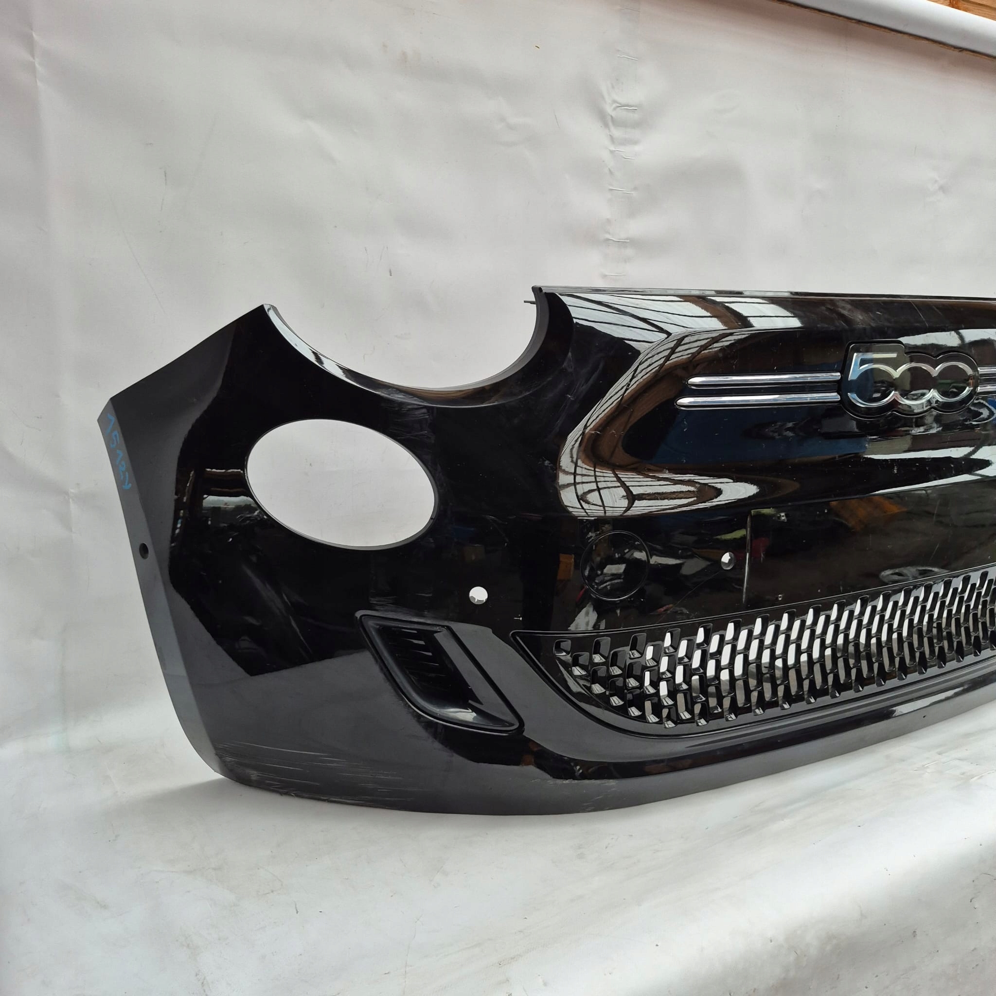 FIAT 500E II 20- bumper front front PDC