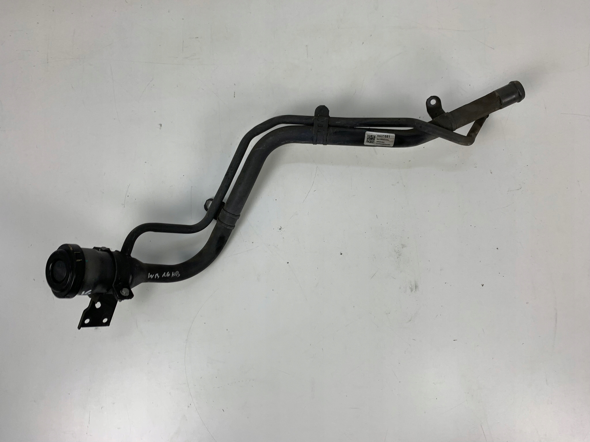 INSIGNIA B 2.0CDTI rohr Tankklappe 84431681