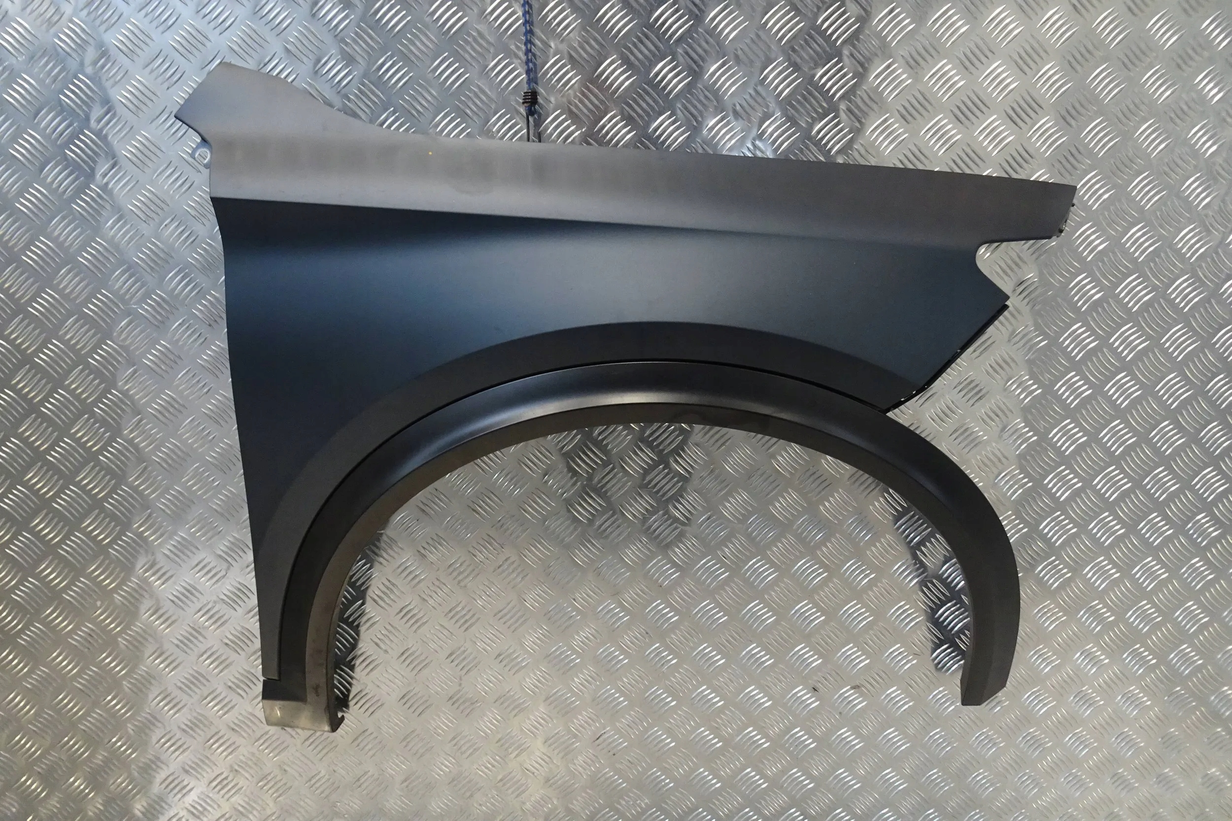 CUPRA FORMENTOR 2.5 TSI - KOMPLETNY PRZÓD Typ samochodu Samochody osobowe