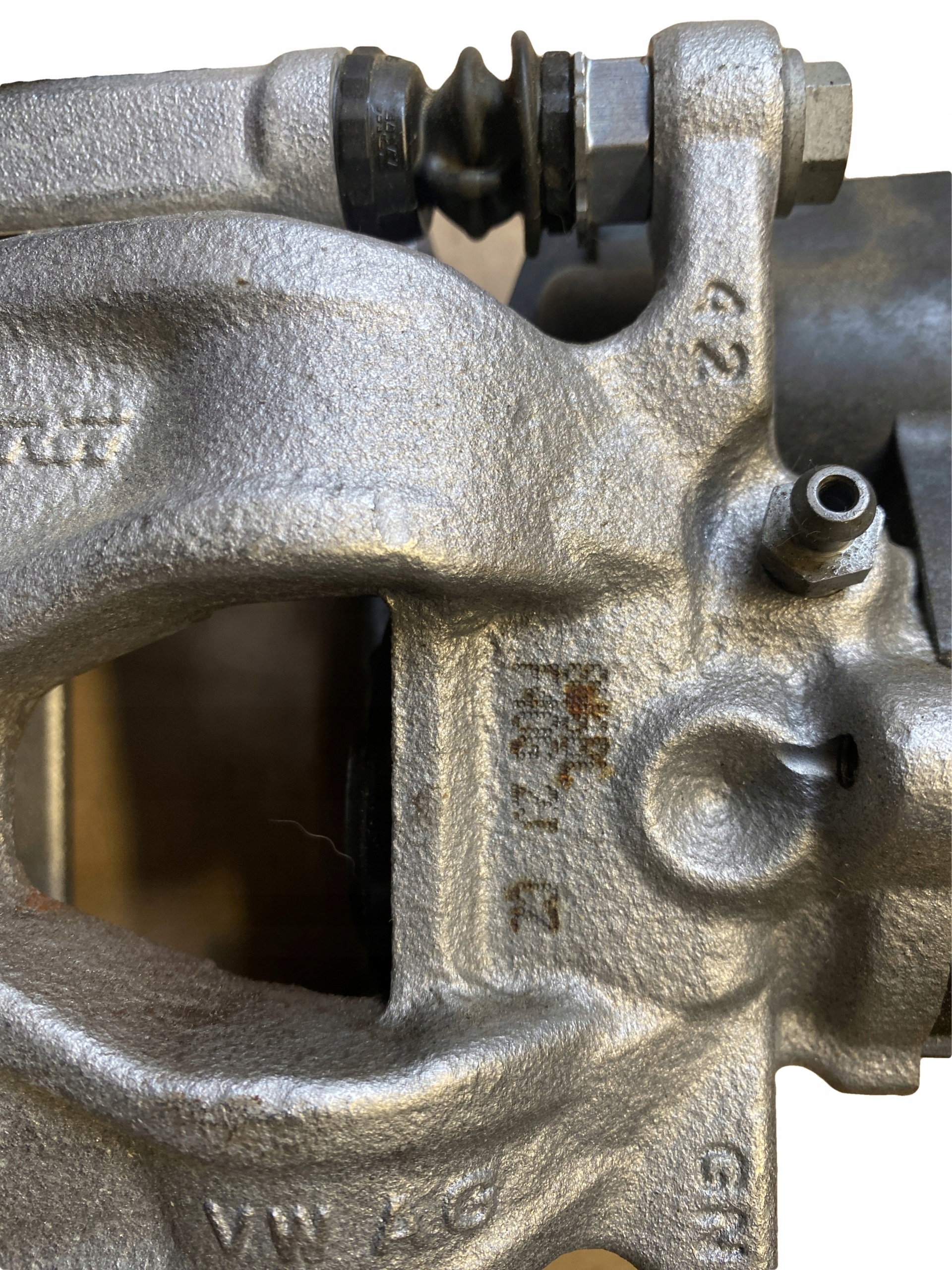 AUDI A4 A5 8W B9 caliper brake right rear part
