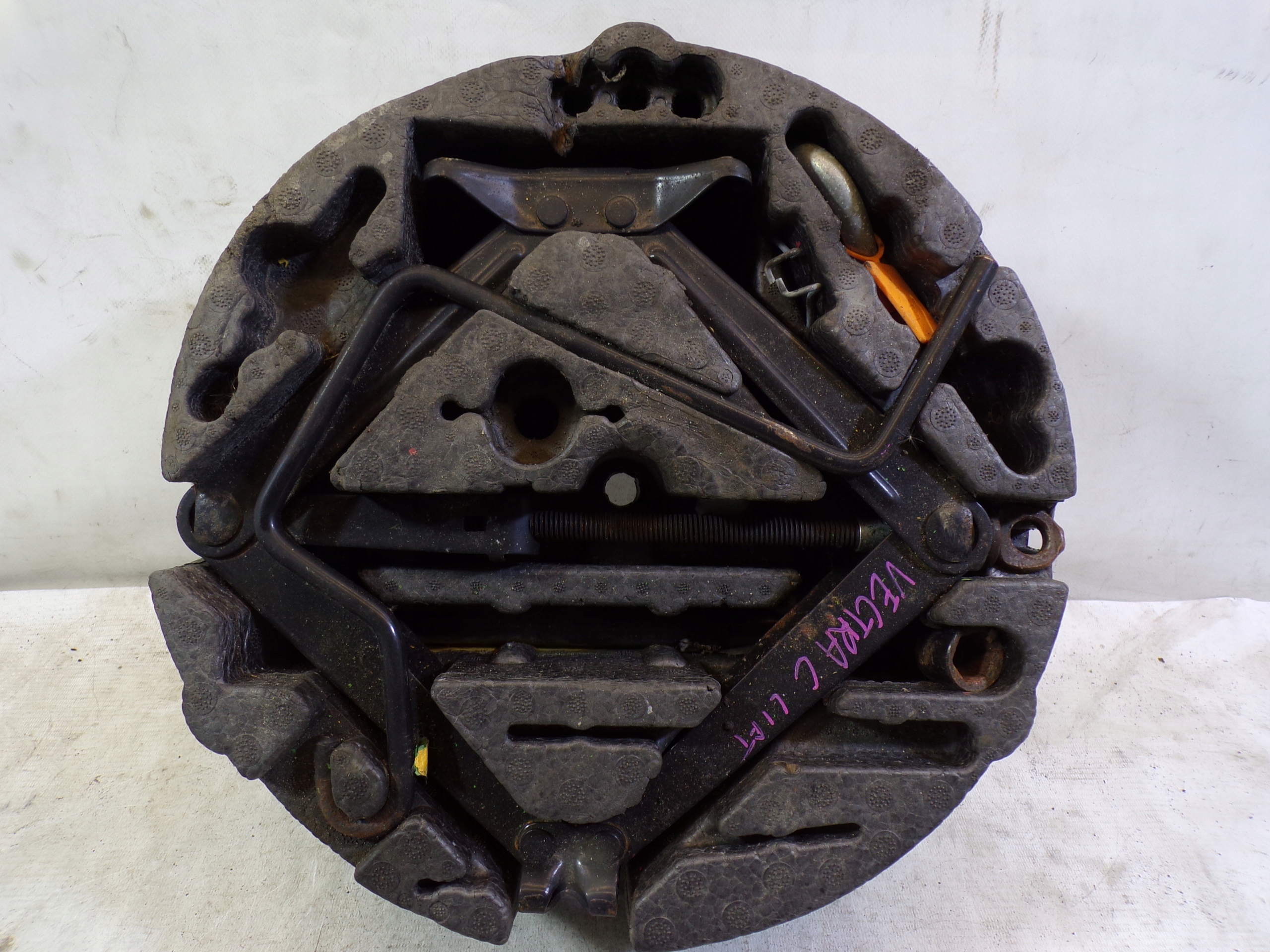 boot floor well OPEL VECTRA C LIFT (2)