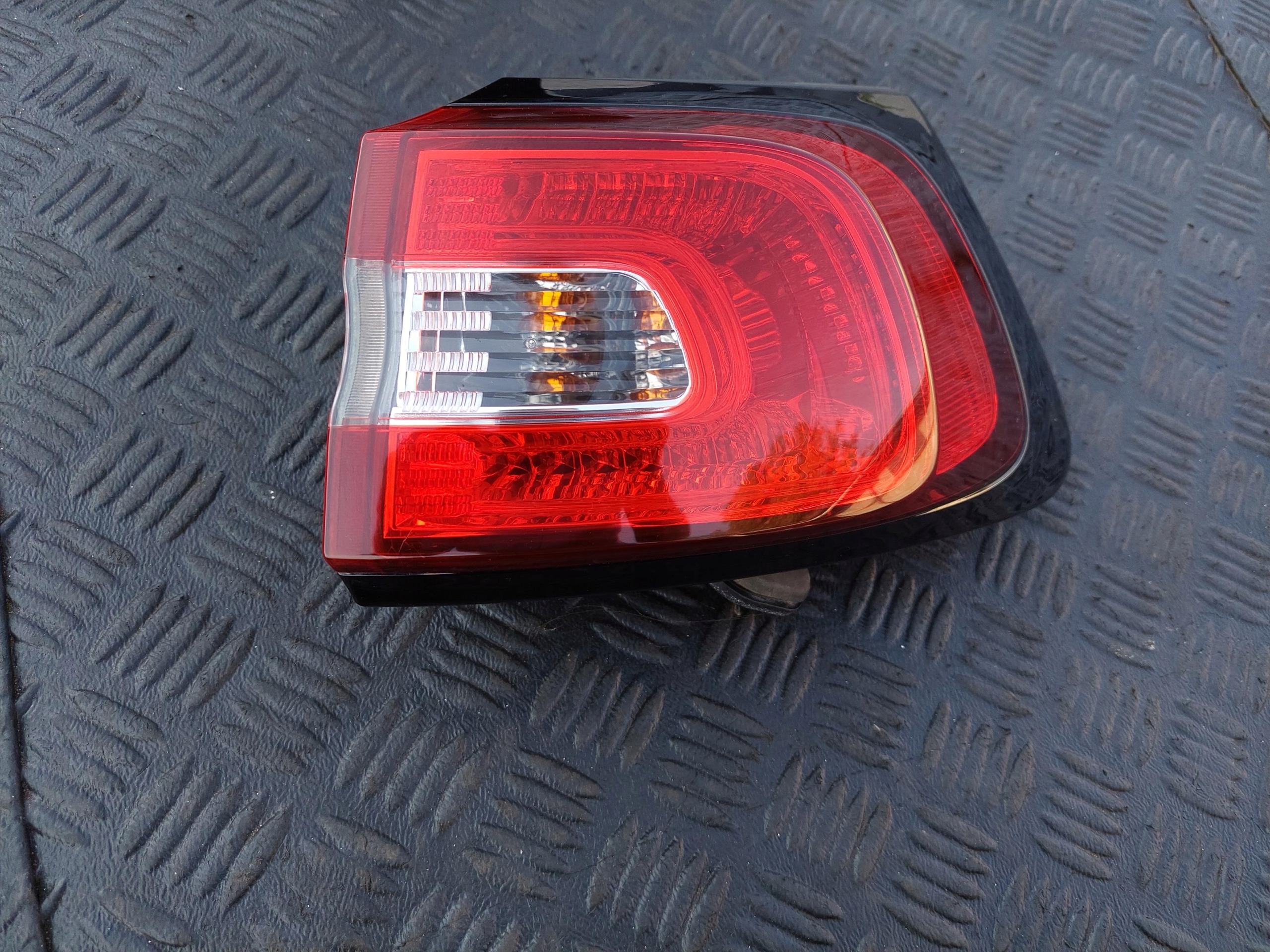 light rear part rear left EUROPA JEEP CHEROKEE KL