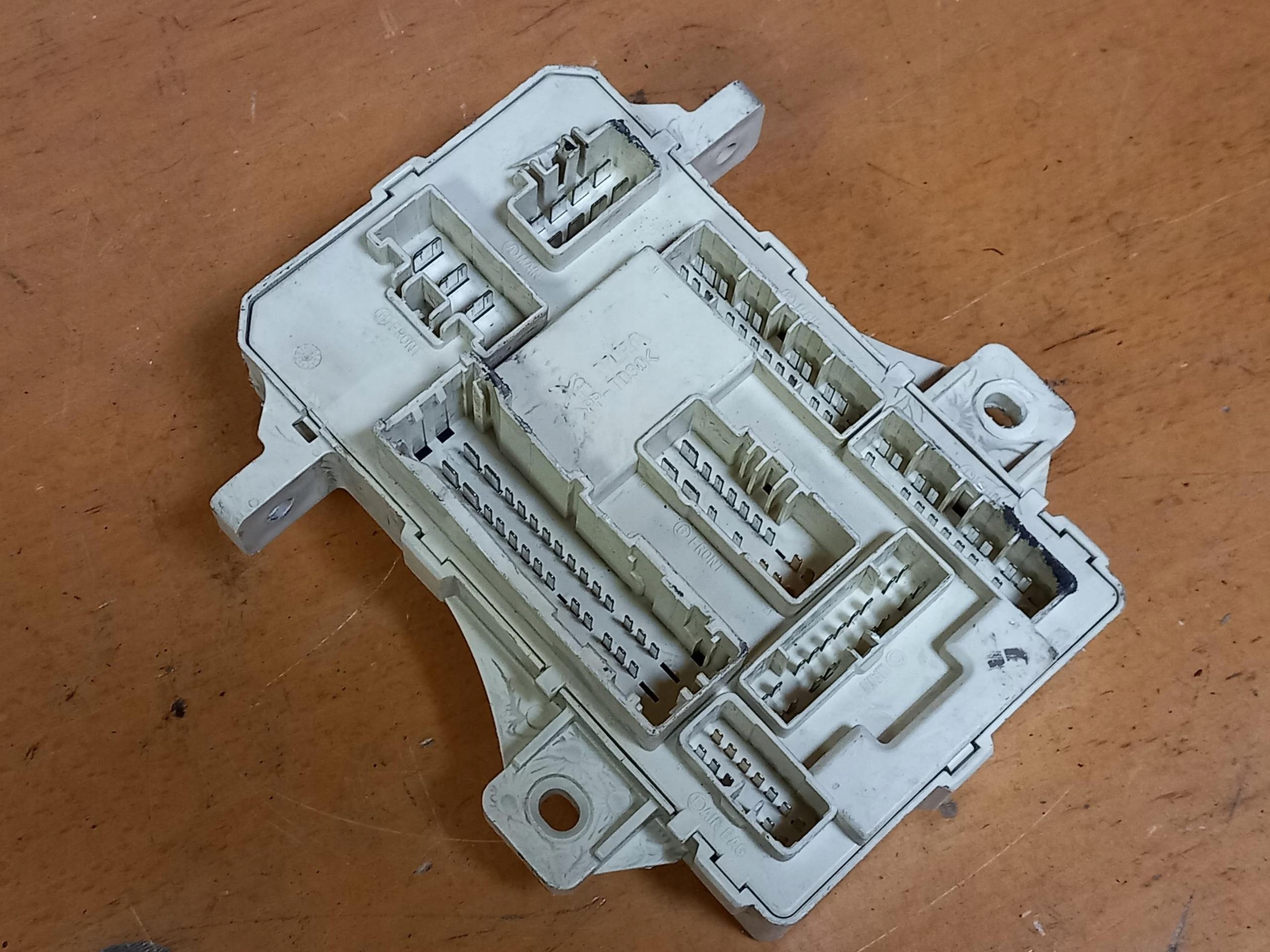 compartment module BSI KIA CEED and 1.6 CRDi 91950-1H510 06-12