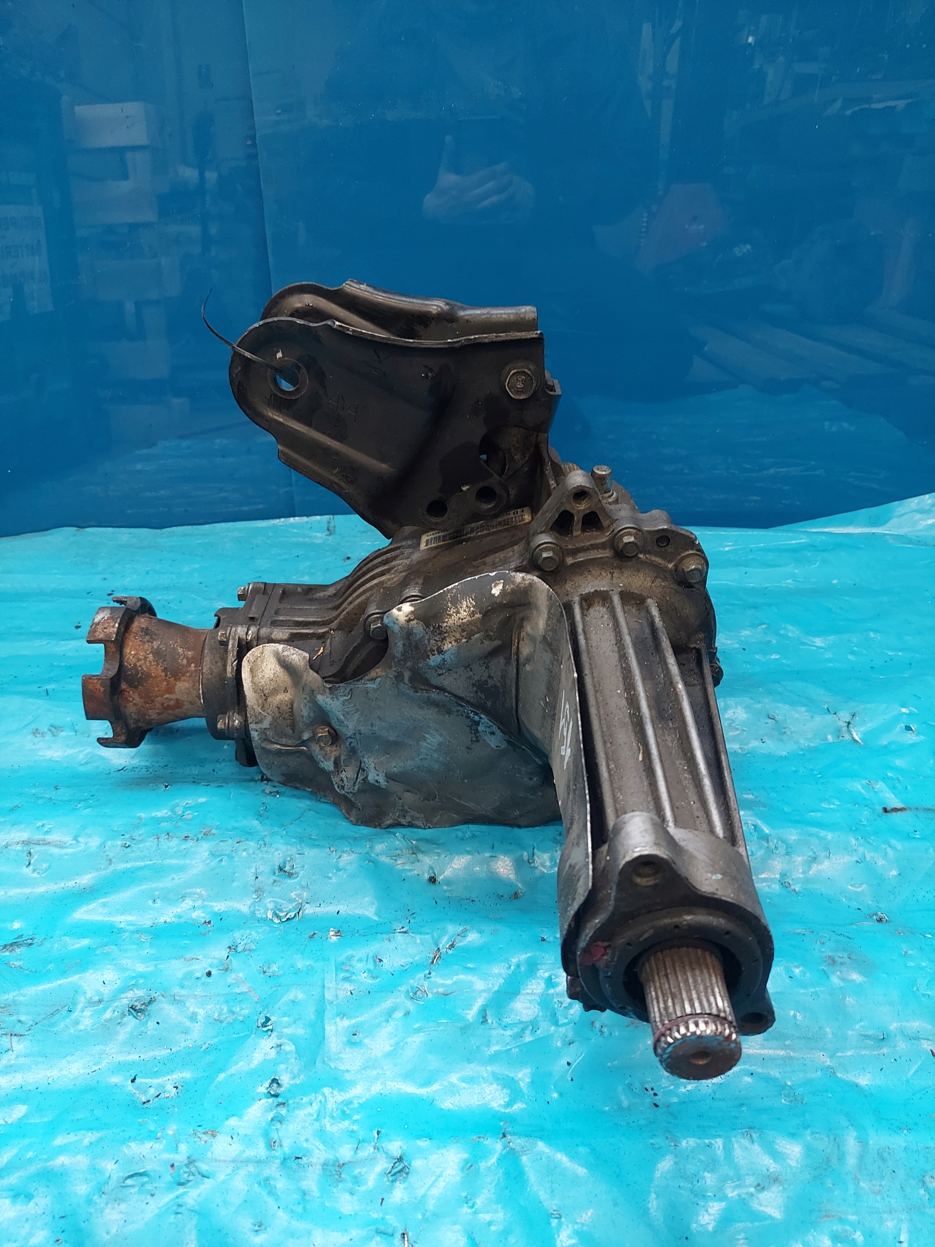 REDUKTOR diff CHEVROLET CAPTIVA 2.0 TD 24244572 front