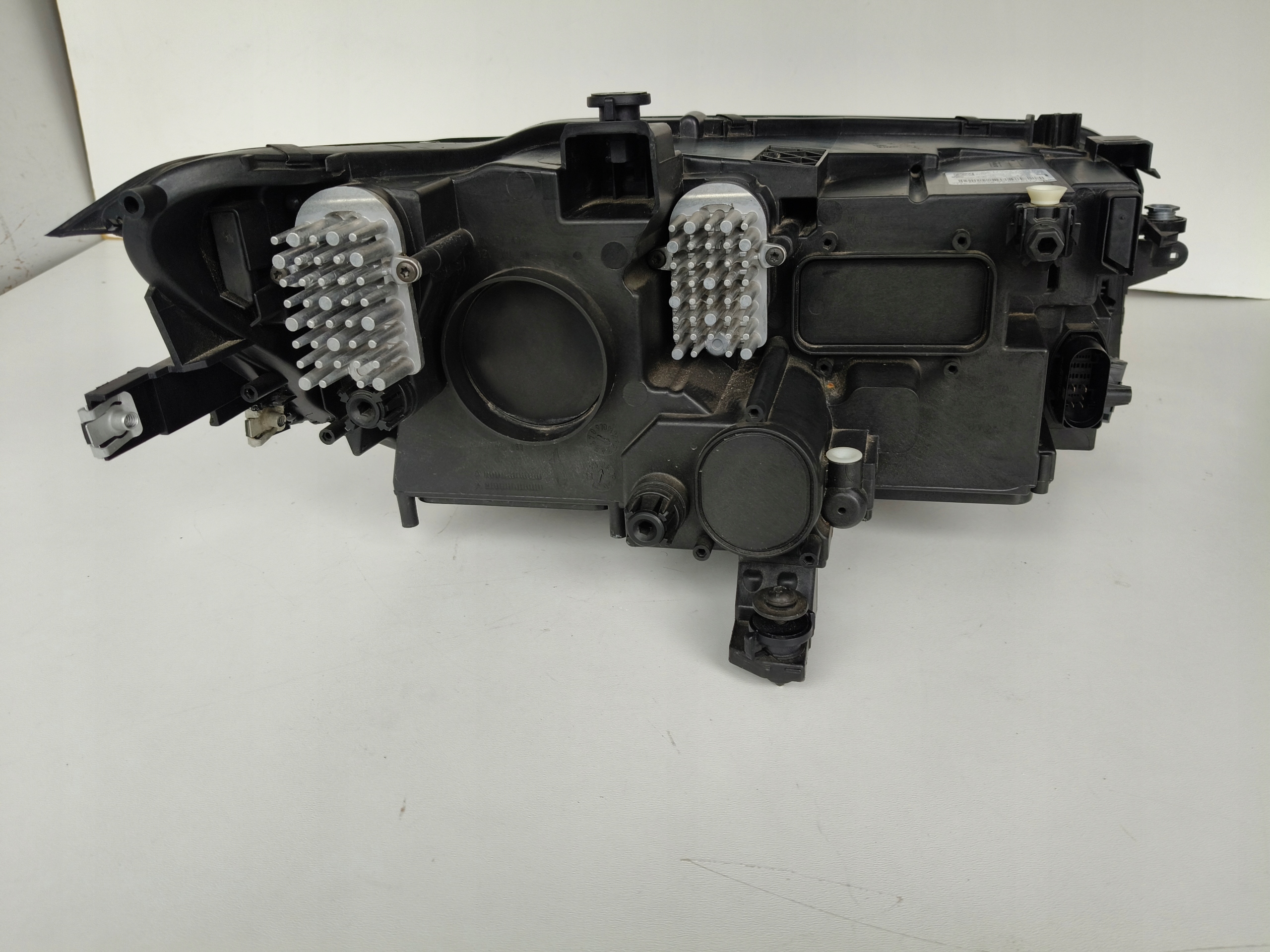 light left REFLEKTOR VW TIGUAN II 5NA 20- LIFT FULL LED IQ LIGHT