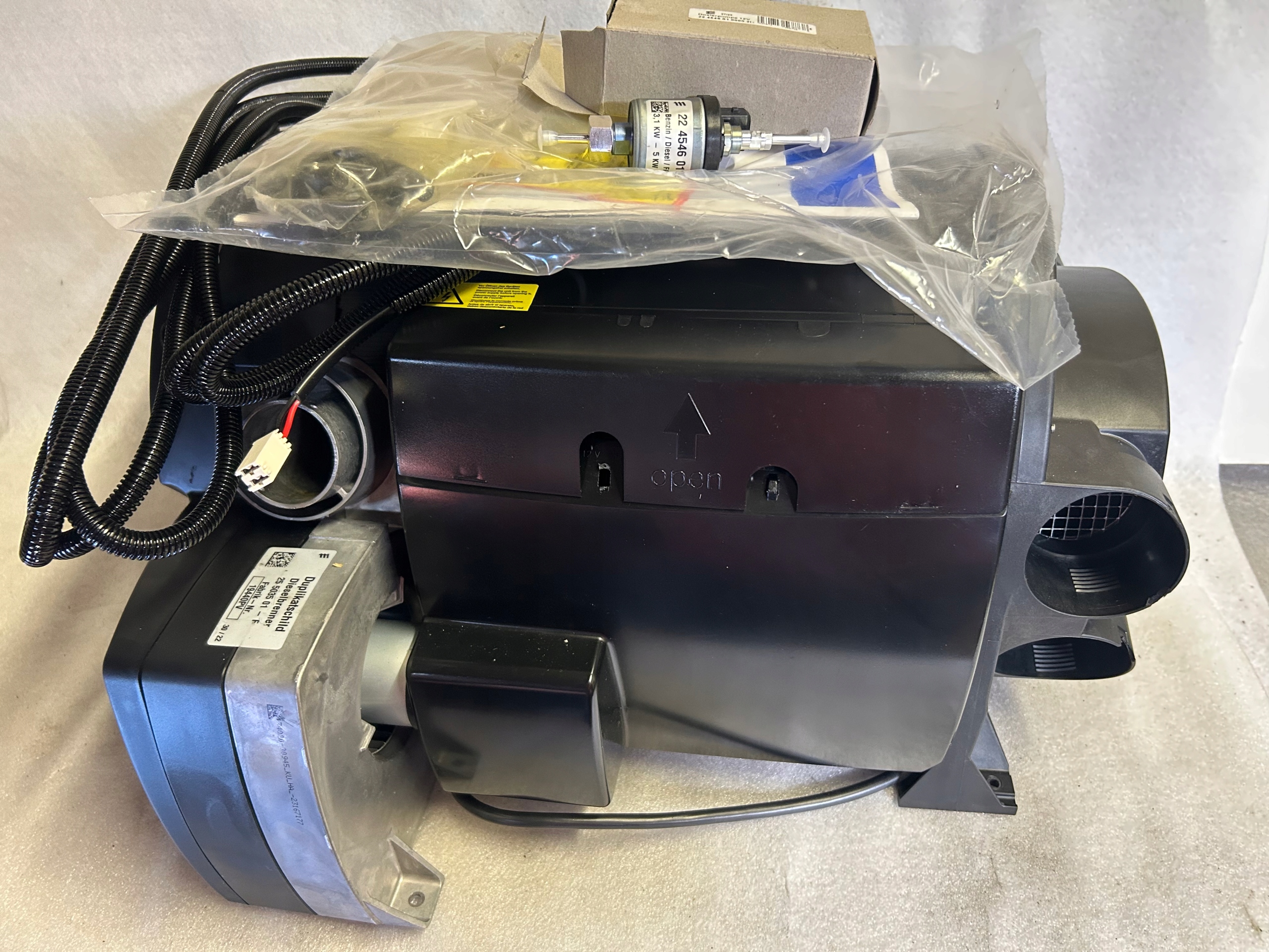 CAMPER KAMPER OGRZEWANIE TRUMA COMBI D 6 E DIESEL