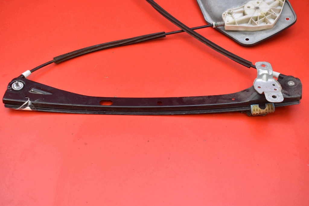 window regulator left front EU 1K5837461B VW JETTA 5 V sedan 05-11