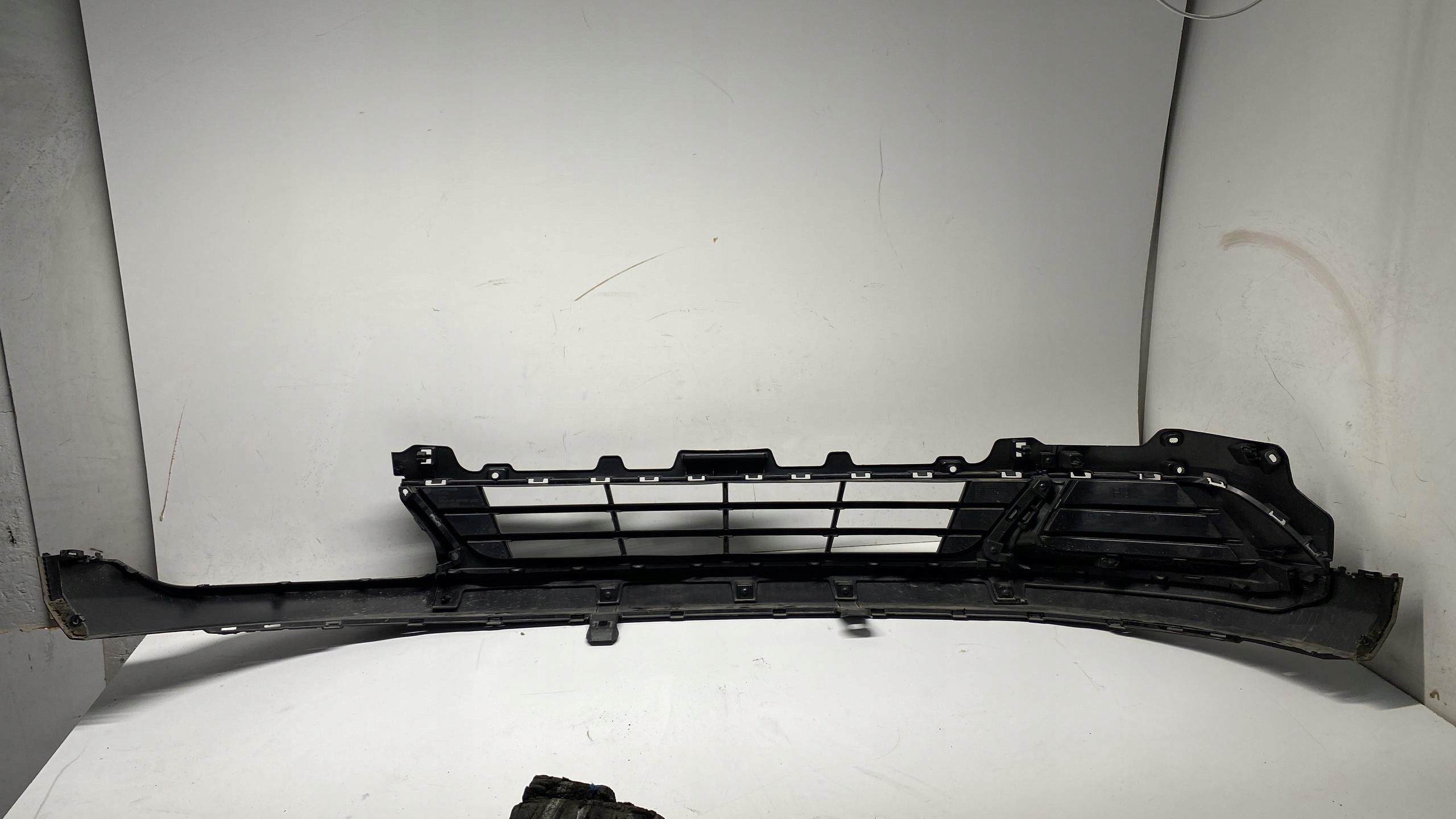 KIA SPORTAGE V bumper front front grid grille spoiler 21-24