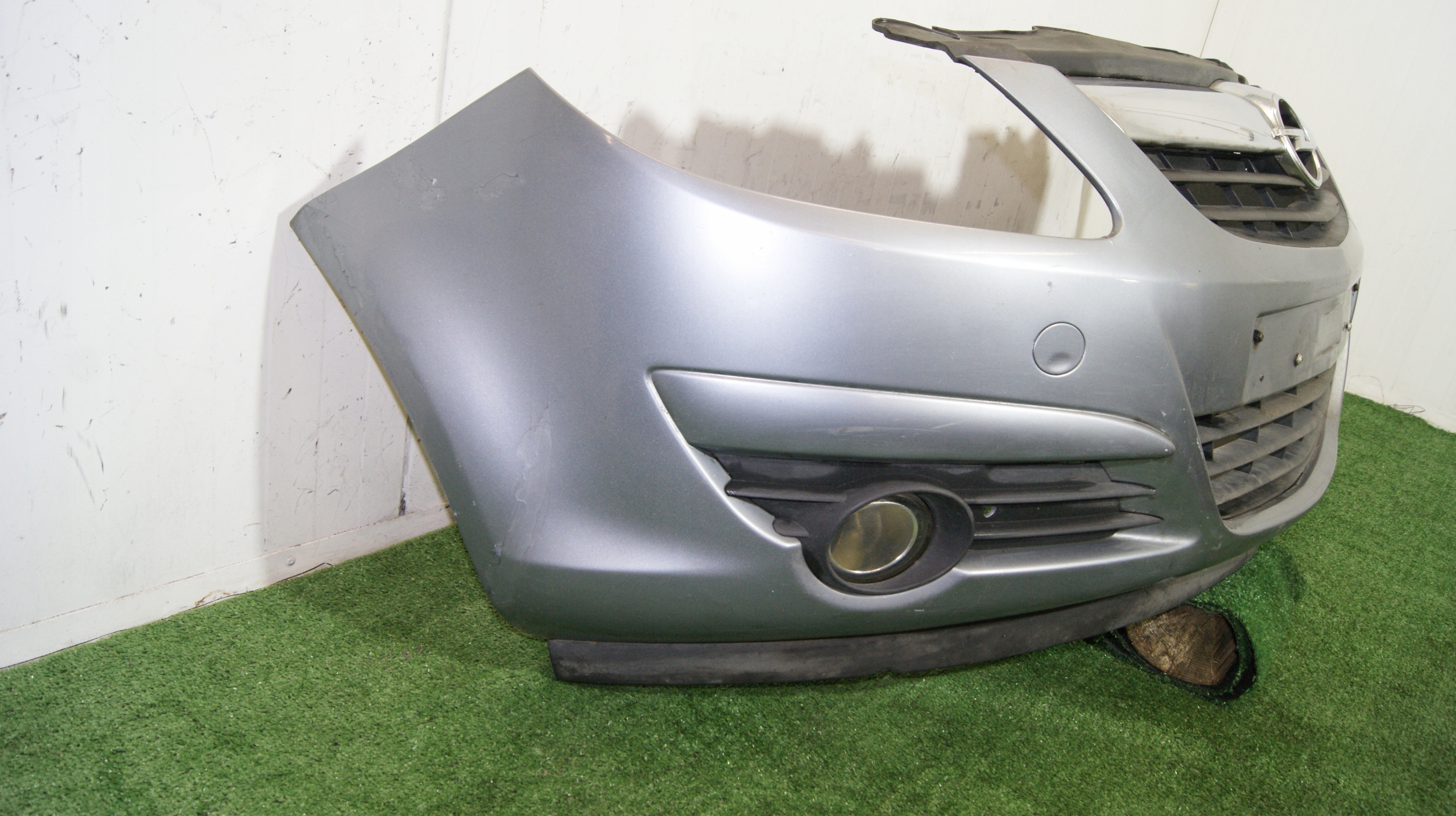 bumper front front OPEL CORSA D 13211462