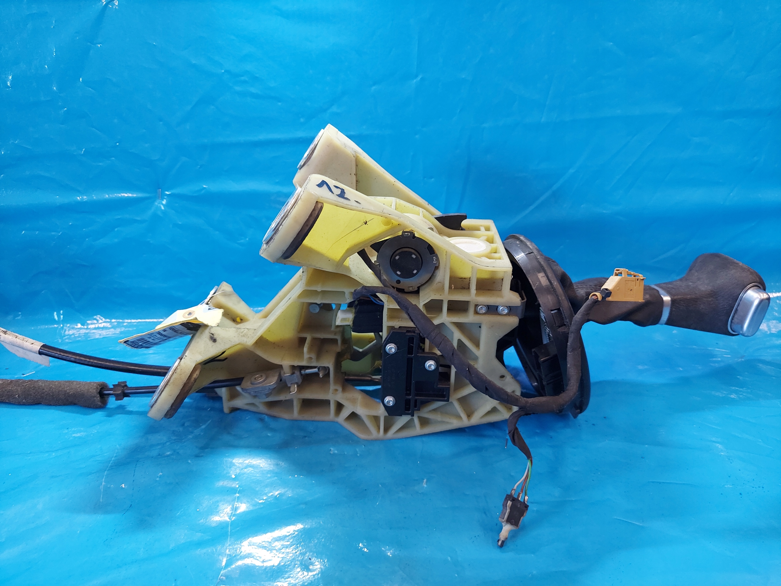 Leva del cambio ingranaggi AUTOMAT TRANSPORTER T5 7H0713025B