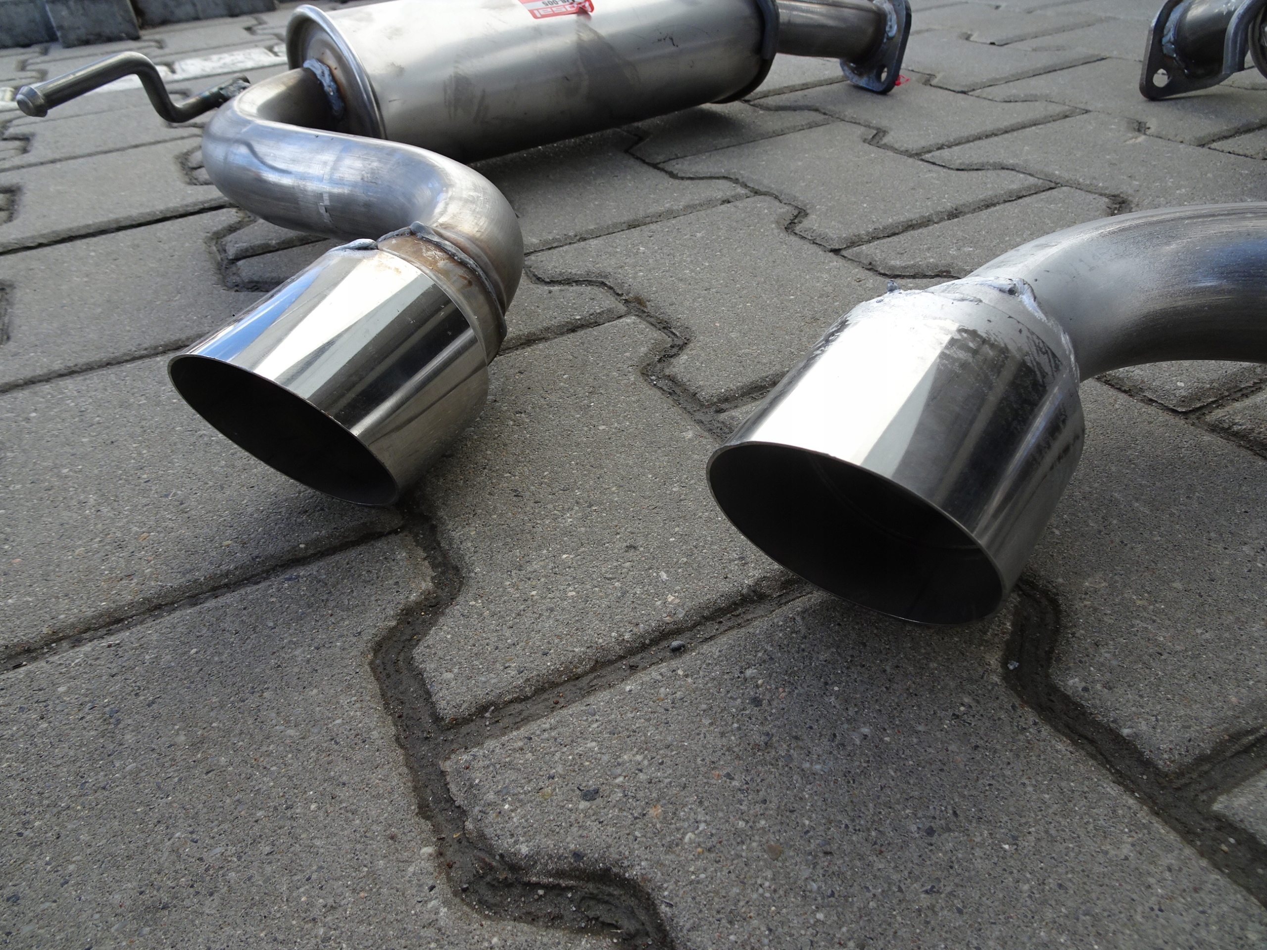 Tłumik końcowy Chevrolet Captiva 2.0 2.4 3.2 Typ samochodu Samochody osobowe