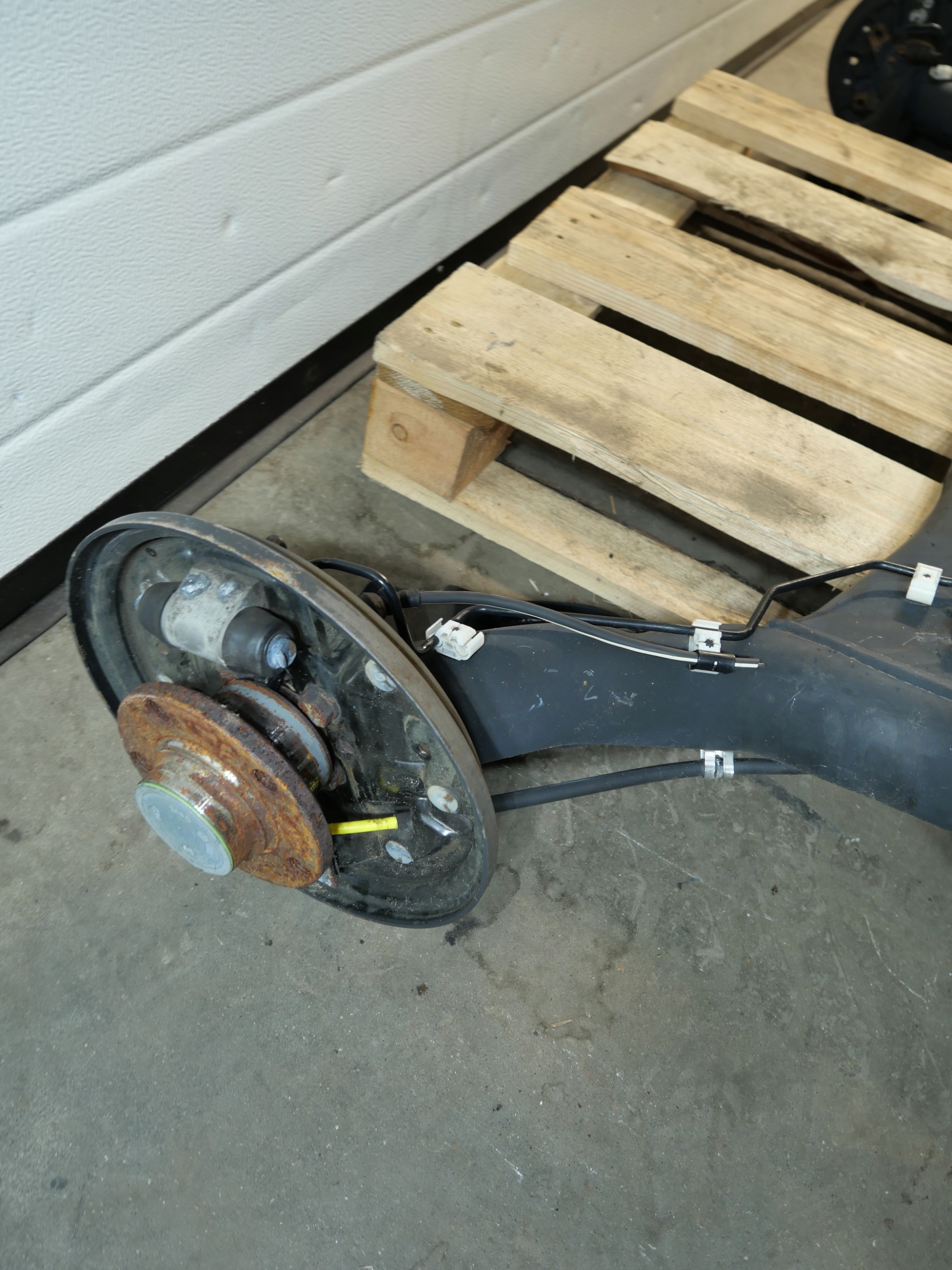 Achsträger träger heck VW SEAT SKODA 6Q0501497D