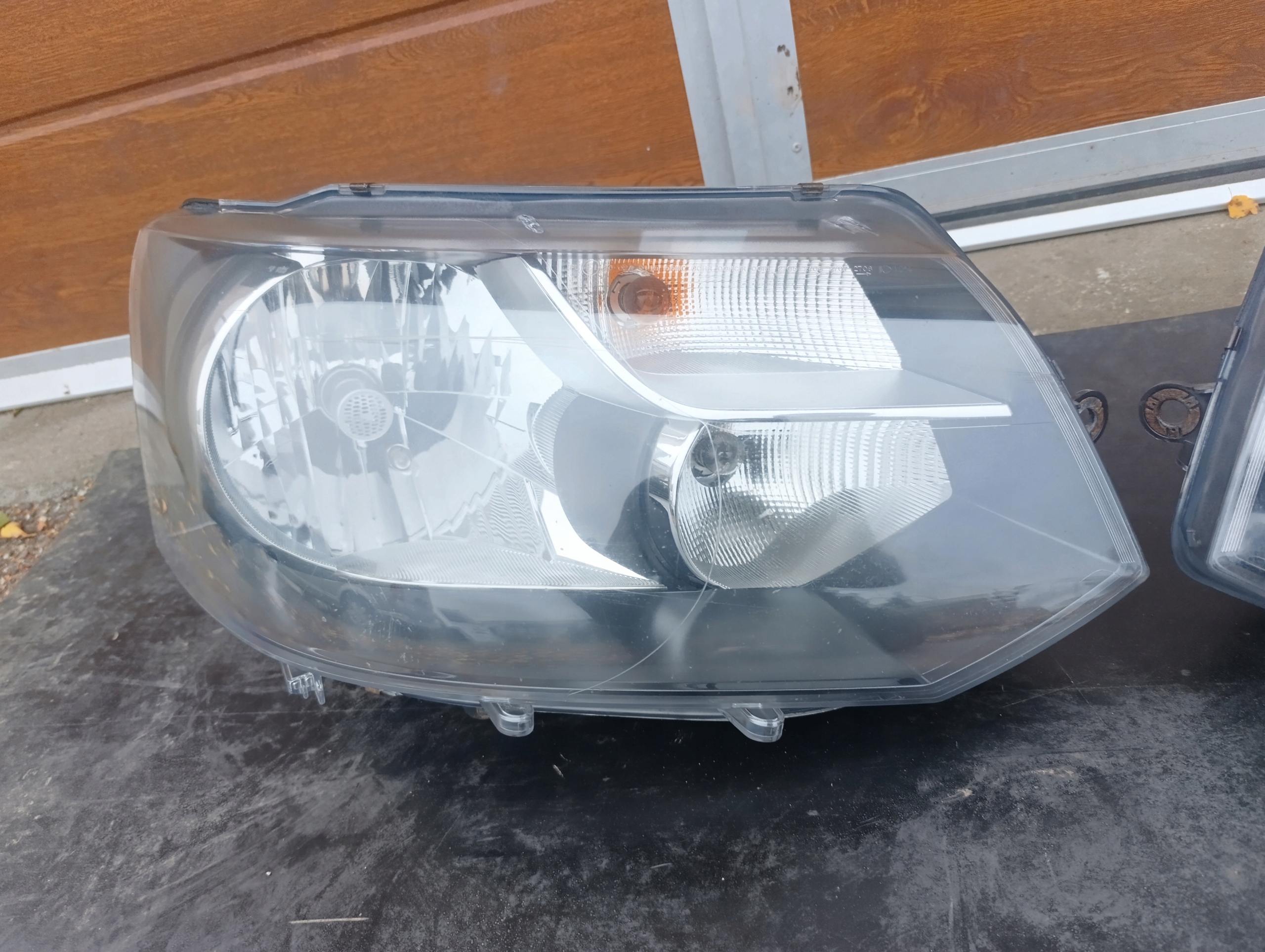 VW T5 LIFT lights front