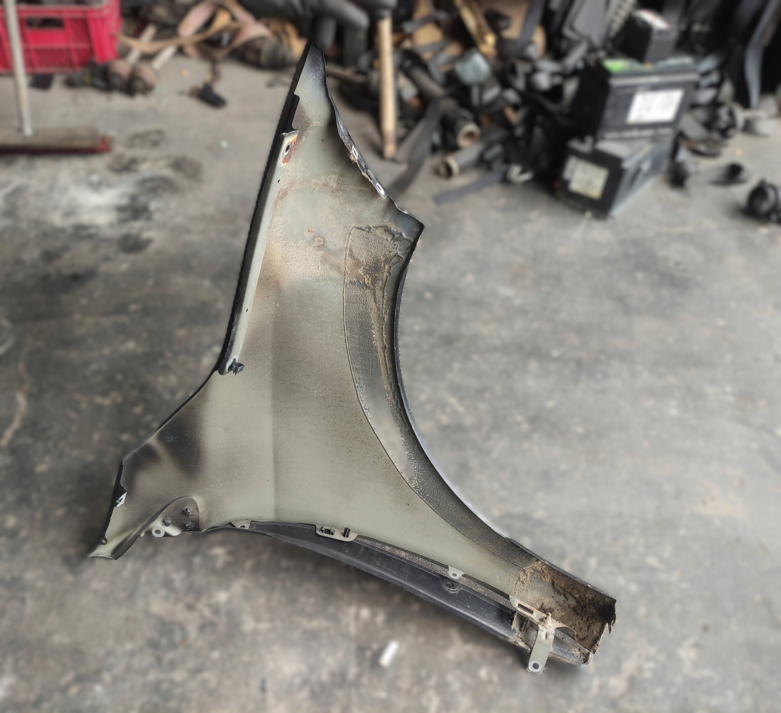 fender left front RENAULT Megane III 2009 5D