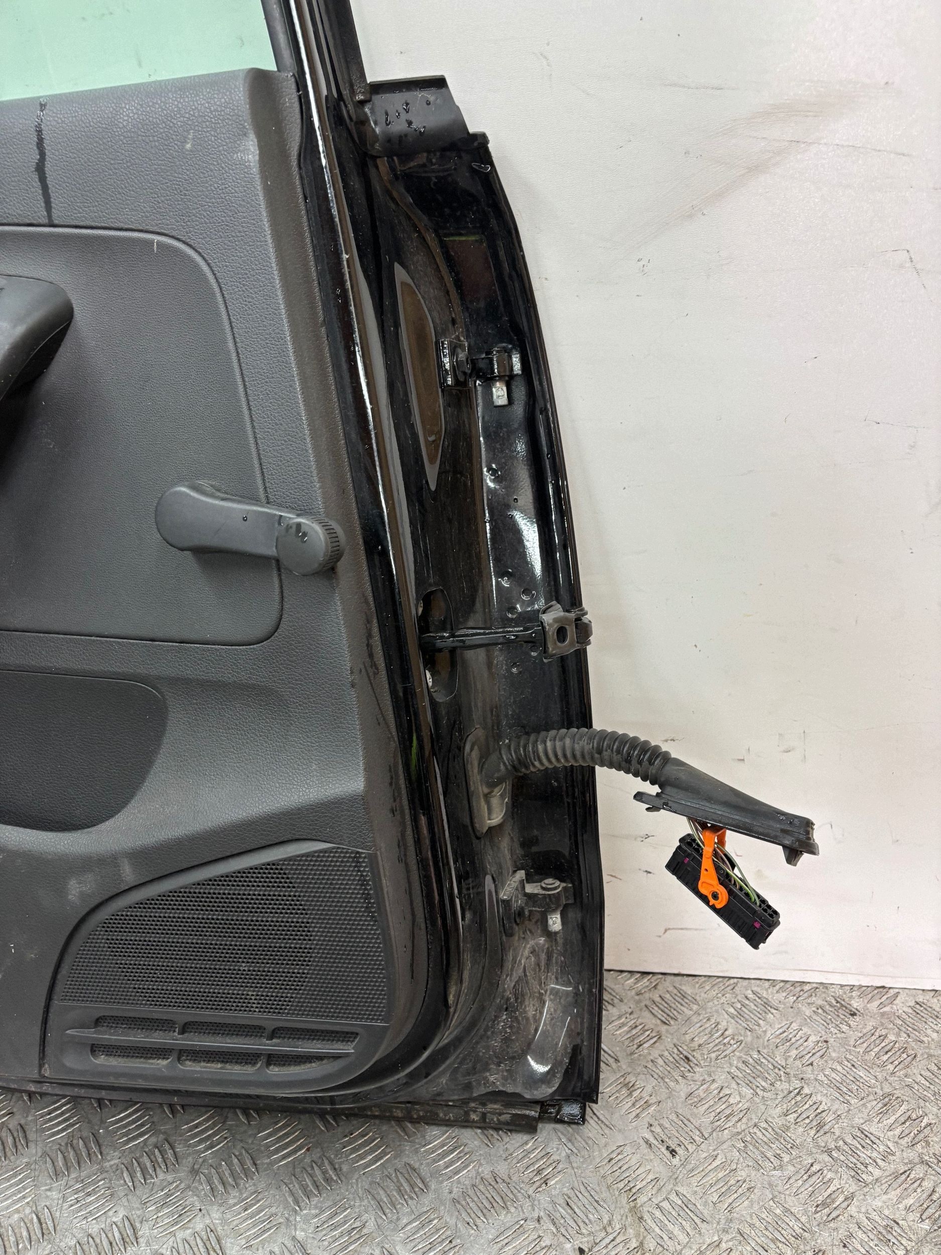 door rear part rear. left VW POLO 6R 6C 09