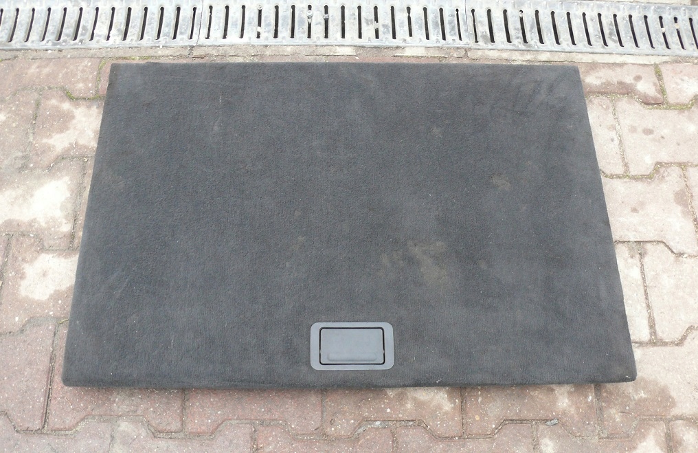 carpet upholstery boot BMW X3 E83 04-07r. 8120256
