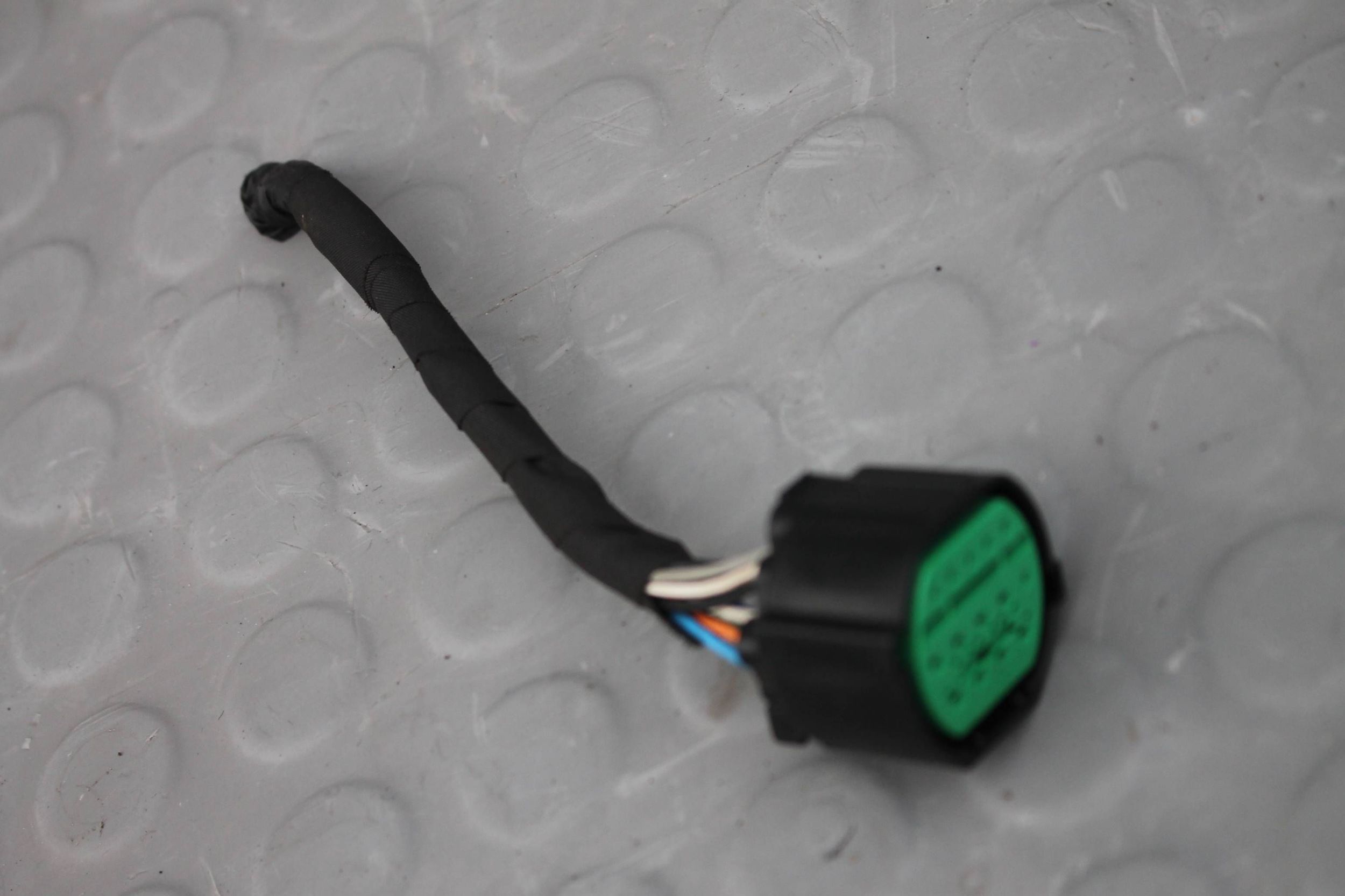 WTYCZKA KOSTKA 11 PIN LAMPY REFLEKTORA PRZÓD KIA STONIC