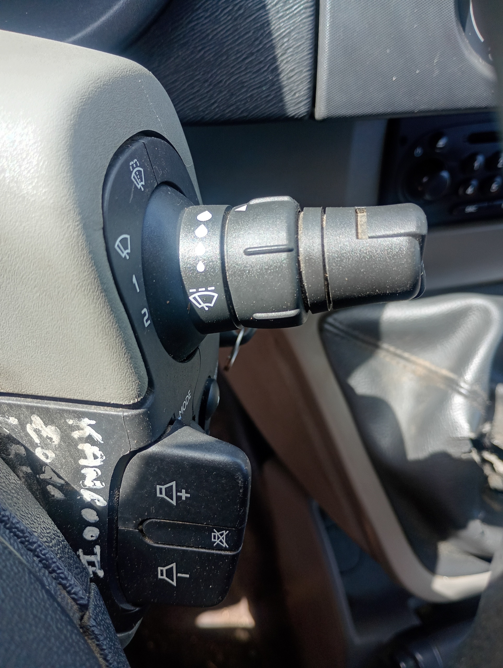 Interrupteur commande phares feux ZESPOLONY Volant Renault Kangoo 2 II 08-21 1.5 dCi