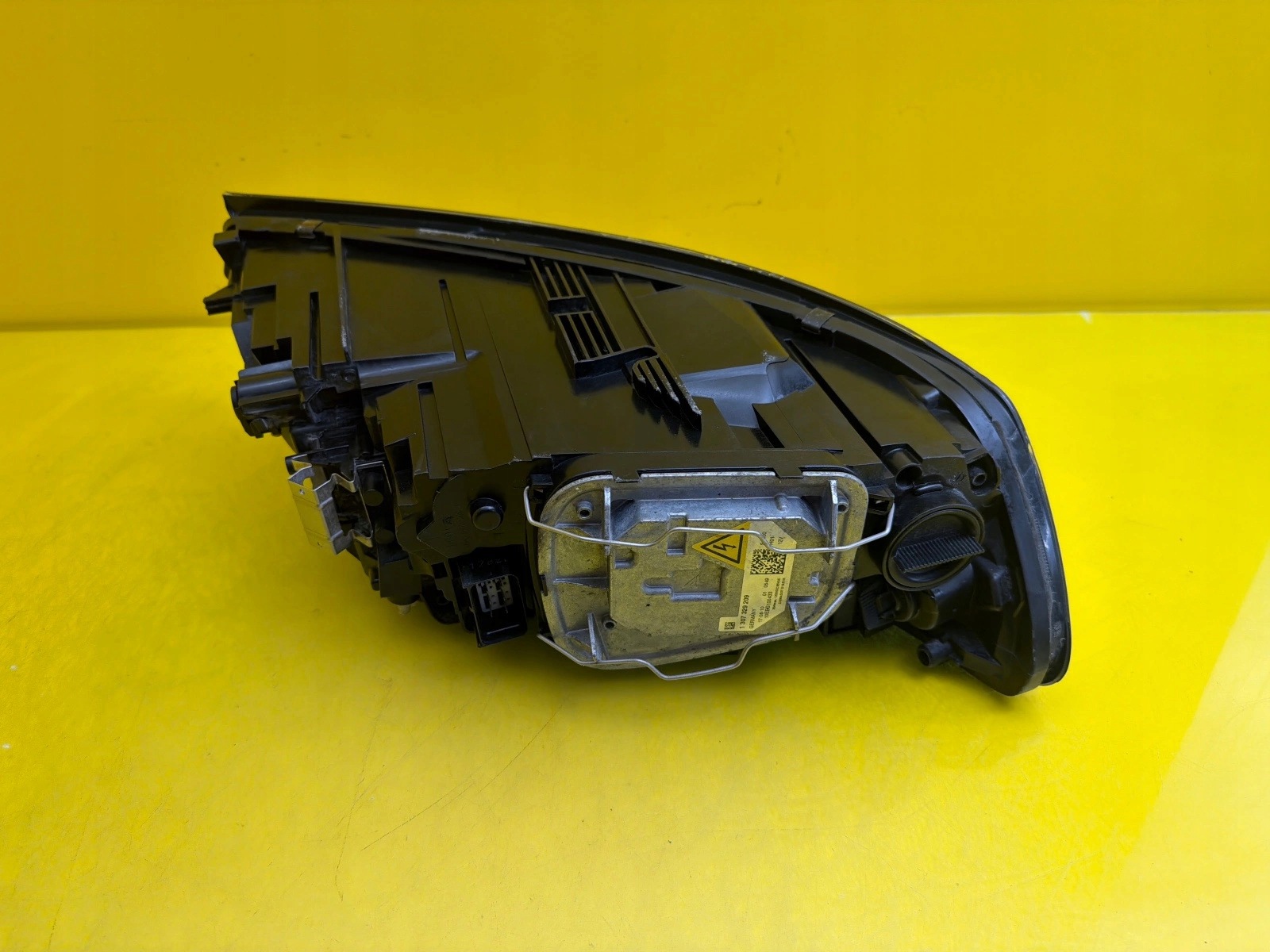 light left Volvo S40 V40 Lift Bi-Xenon 31299617