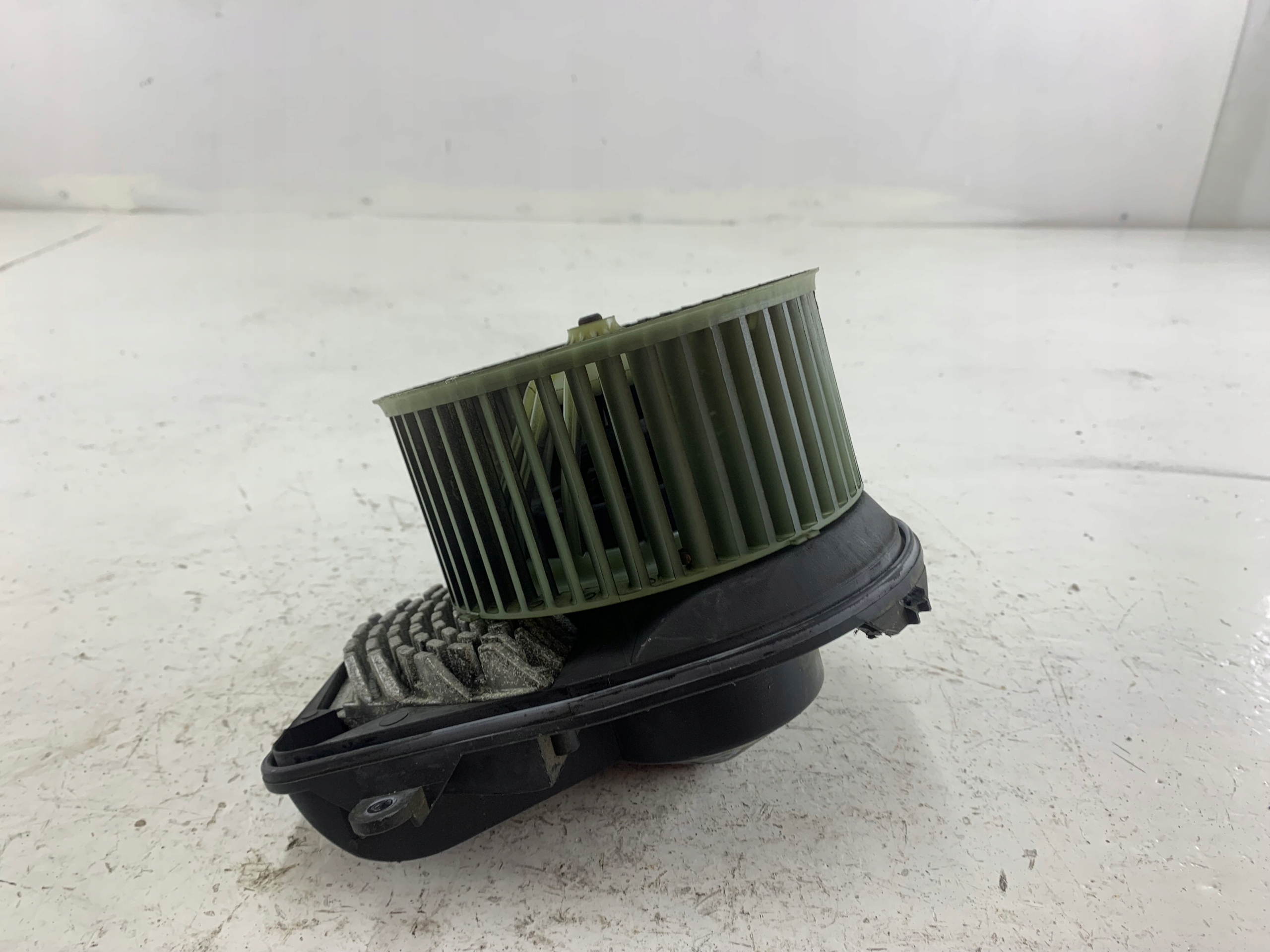 VW PASSAT B5 LIFT heating air conditioning devices 8D1820021 740221233F