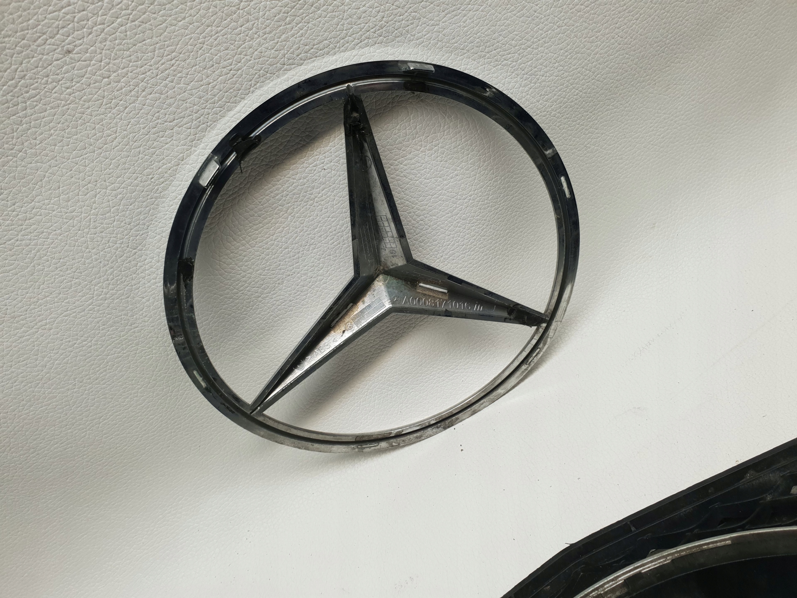 Mercedes-Benz C-Klasse W205 Kühlergrill FRONTGRILL Kühlergitter A2058800183 - Thumbnail 9