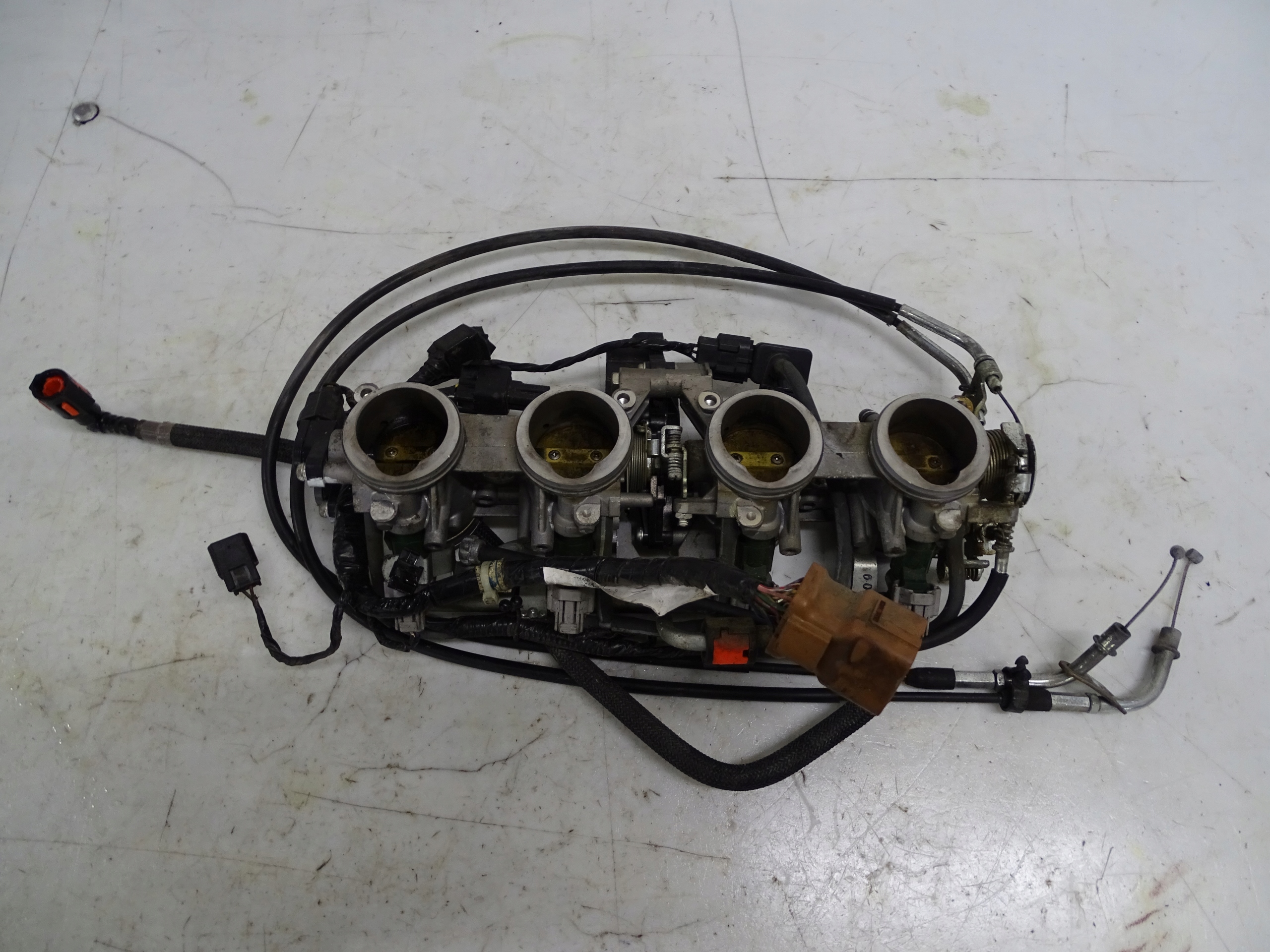 Kawasaki GTR 1400 дроссели впрыски TPS