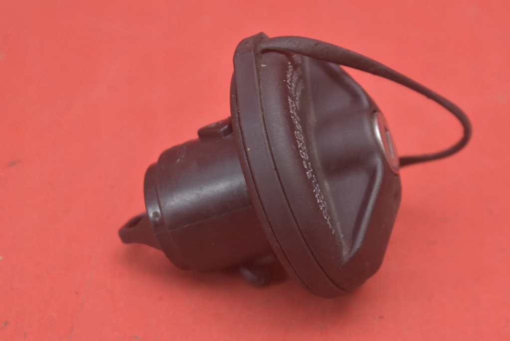 KOREK WLEWU PALIWA OPEL COMBO D 11-20 Producent części Opel OE