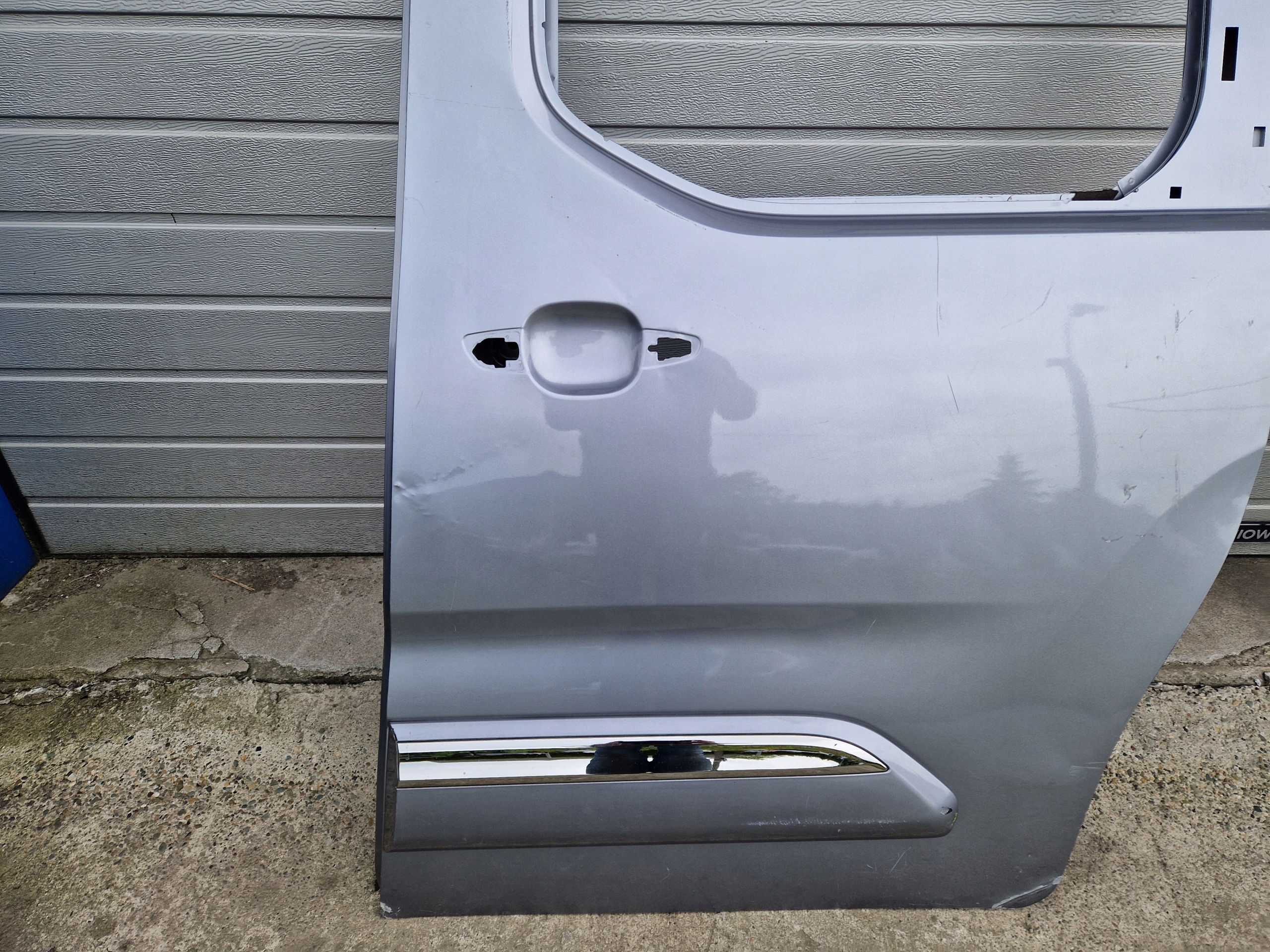 Proace City , Berlingo IV - drzwi przesuwne lewe Producent części Toyota OE