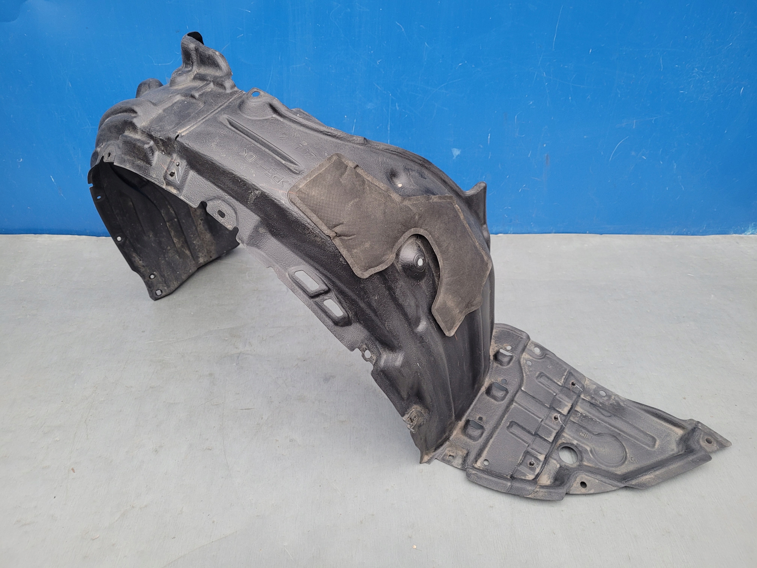 TOYOTA PRIUS 2015-2018 15-18 NADKOLE PRAWE PRZEDNIE