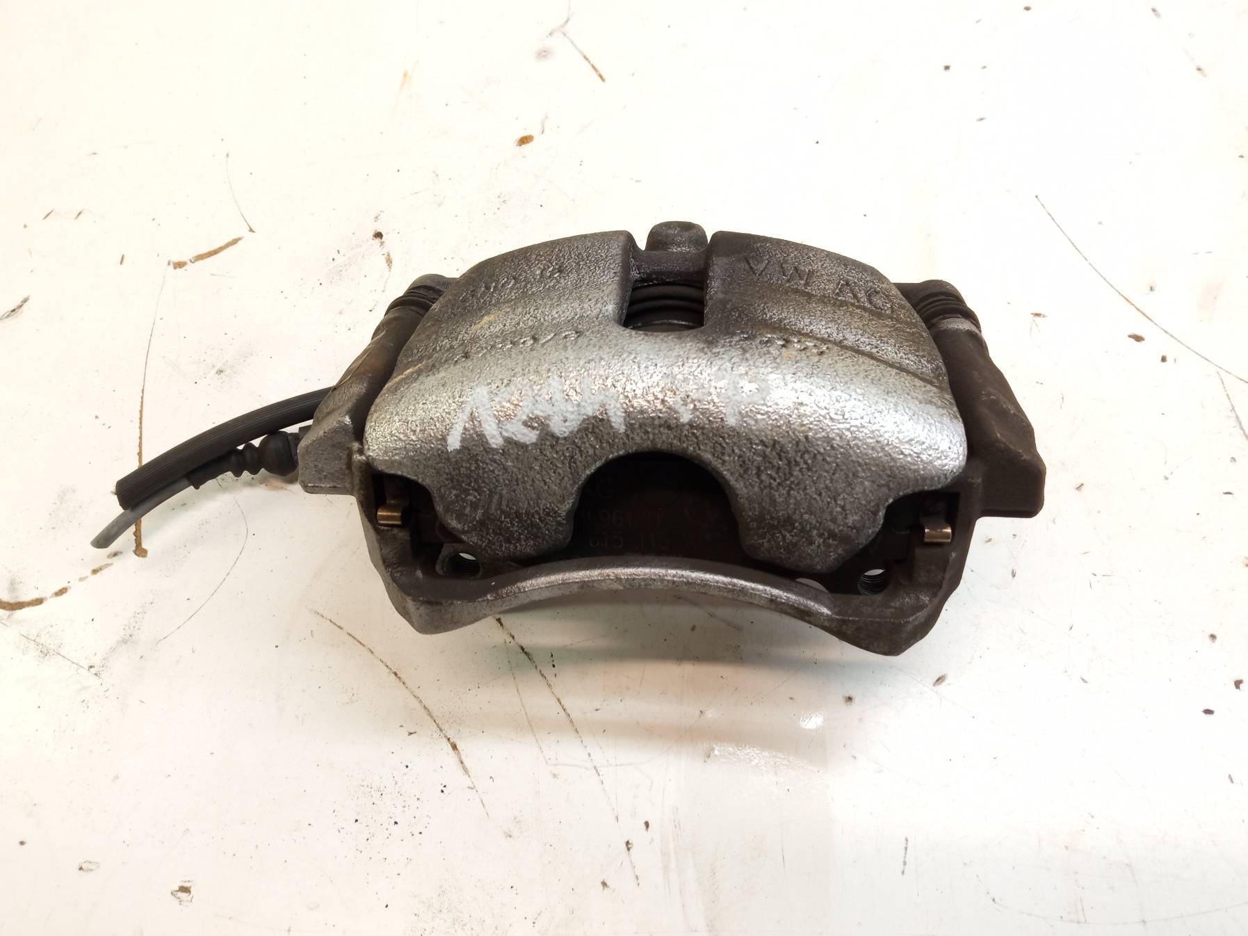 caliper brake right front 2.0 TDI Skoda Karoq and (2017-)