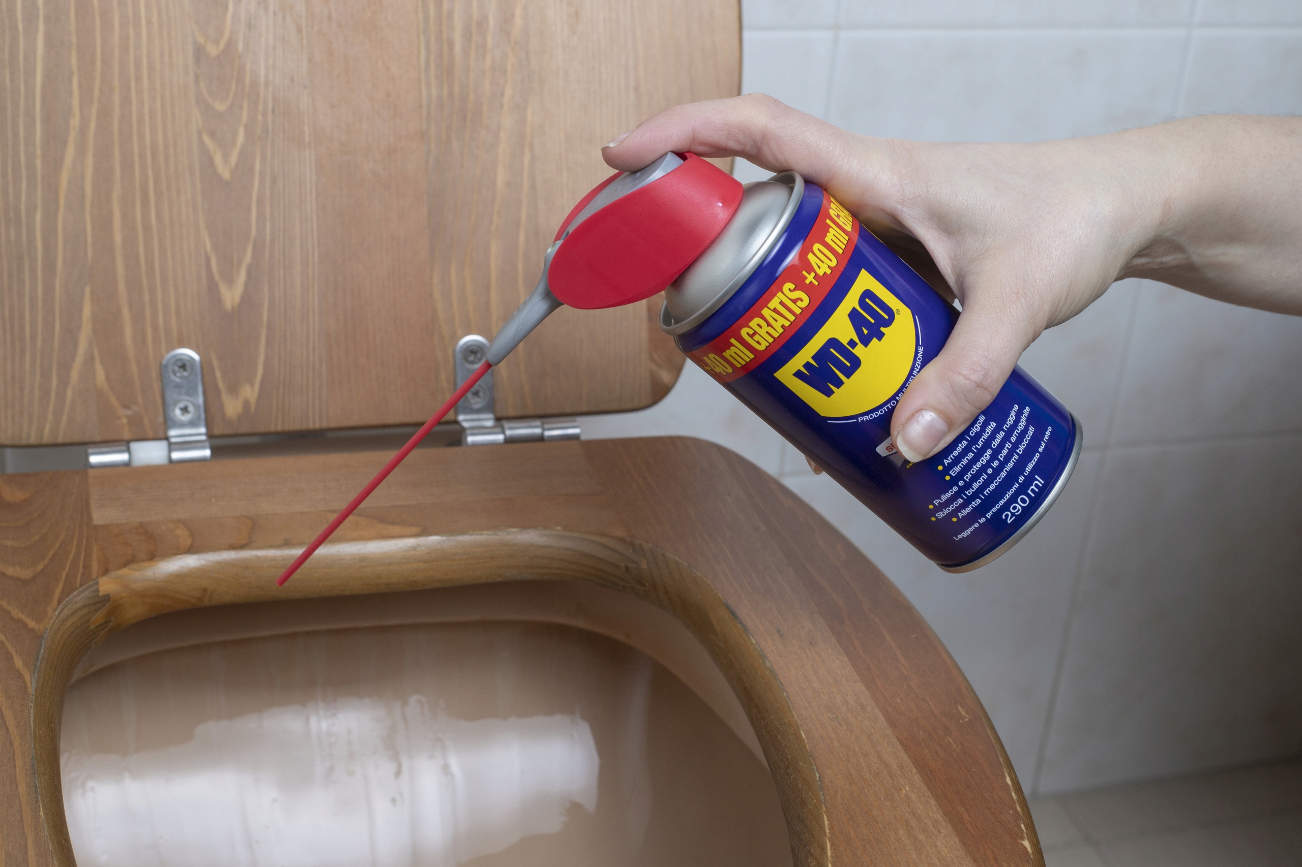 Preparat WD40- 450ml Aplikator w Spray Konserwacja Odrdzewia Bez Silikonu Producent WD-40