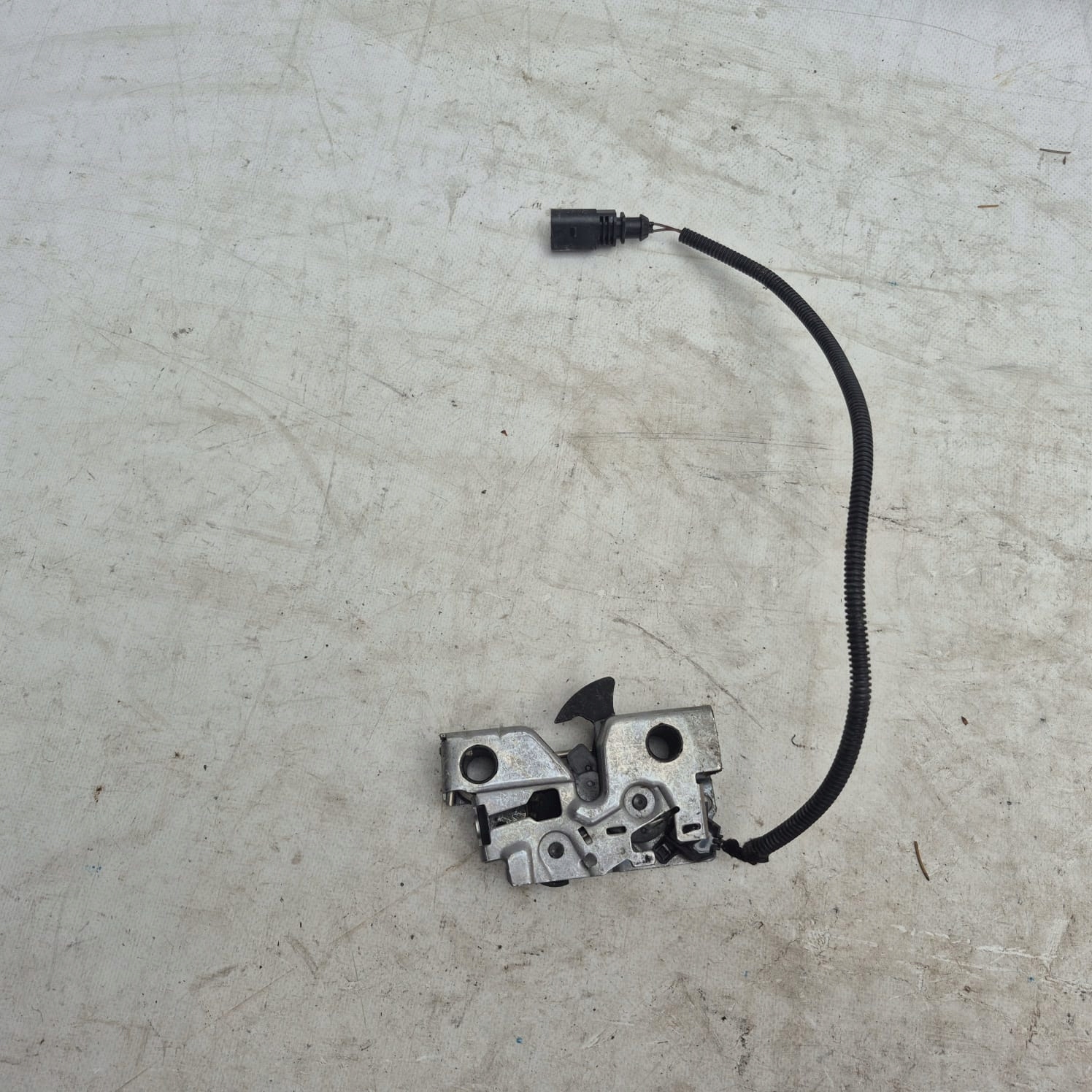 AUDI VW 1J0973802 hinge bonnets front front