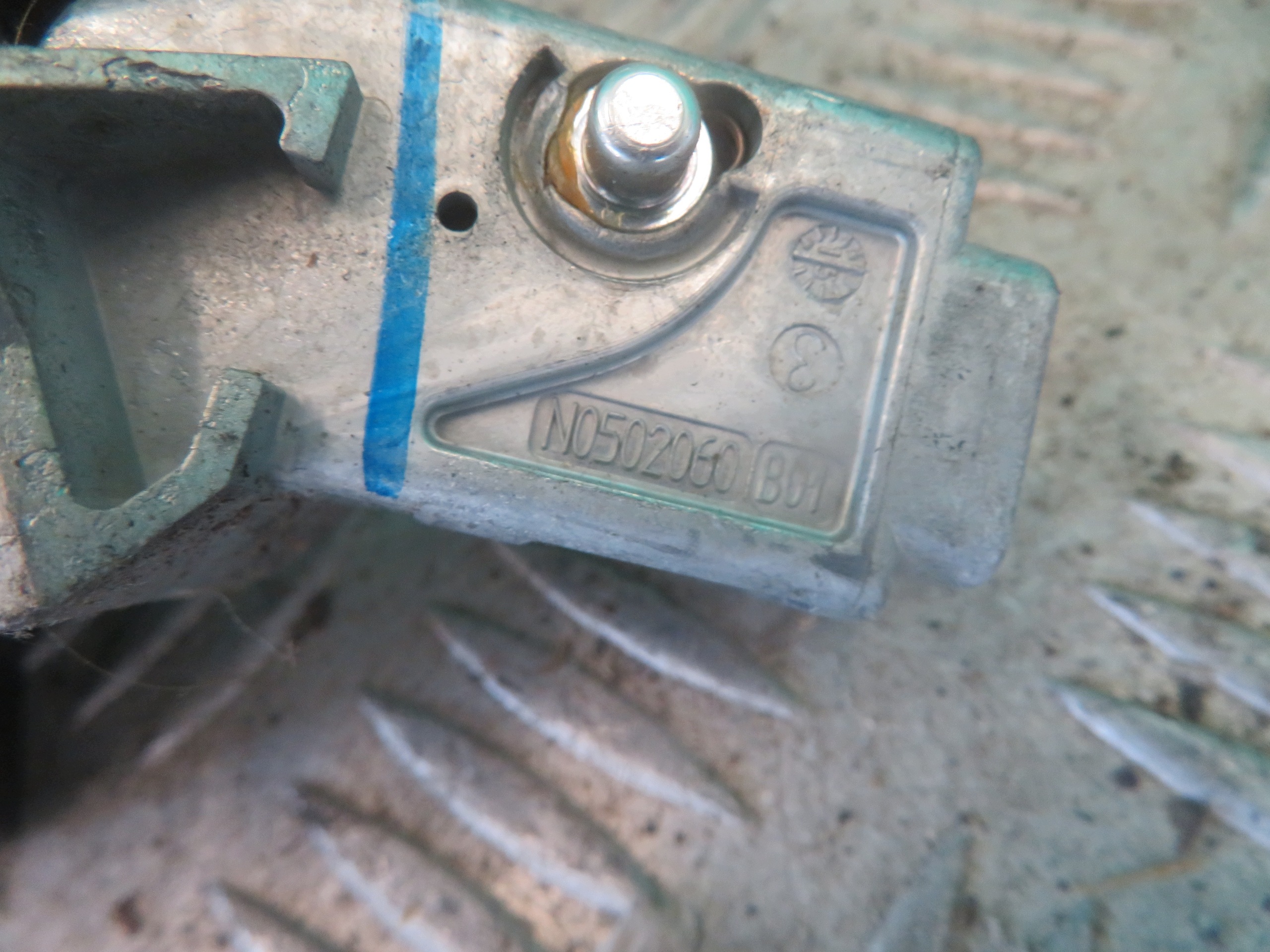 ignition Z KLUCZYKIEM MASTER MOVANO NV400 16R 8200405701