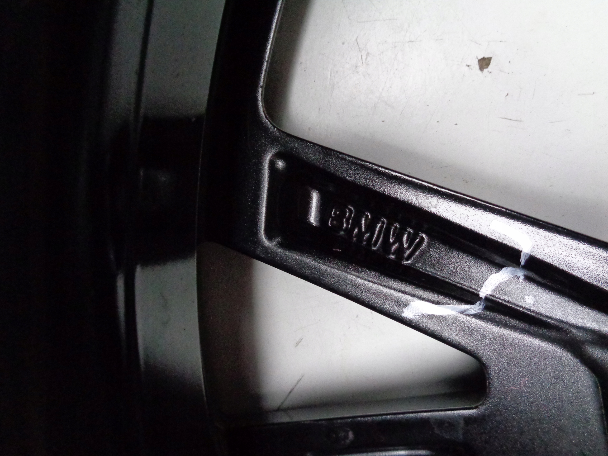 disk hliníkový BMW 9JX19 ET44 5X112 NR 669