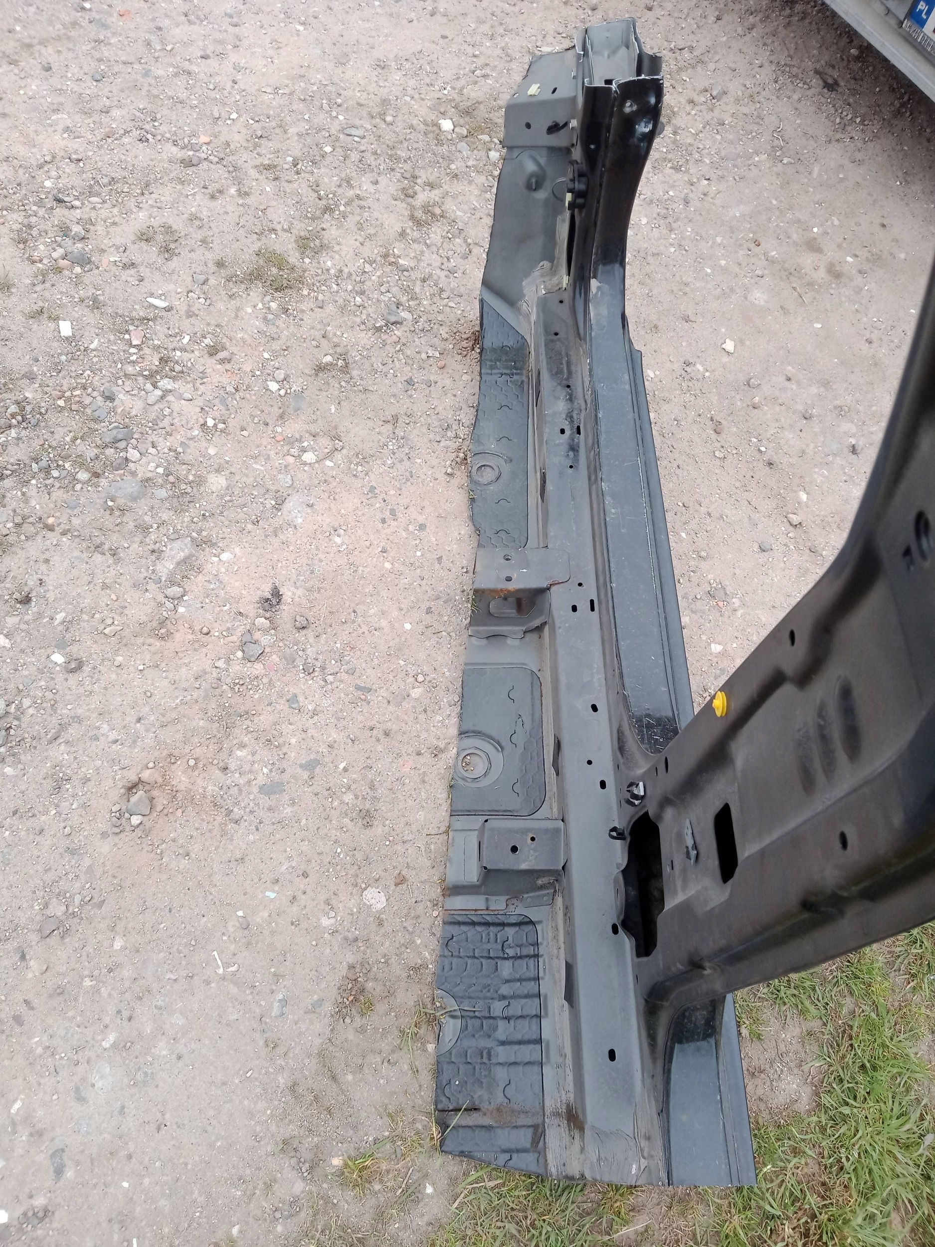 HYUNDAI IX35 pillar front A central B threshold right 2009