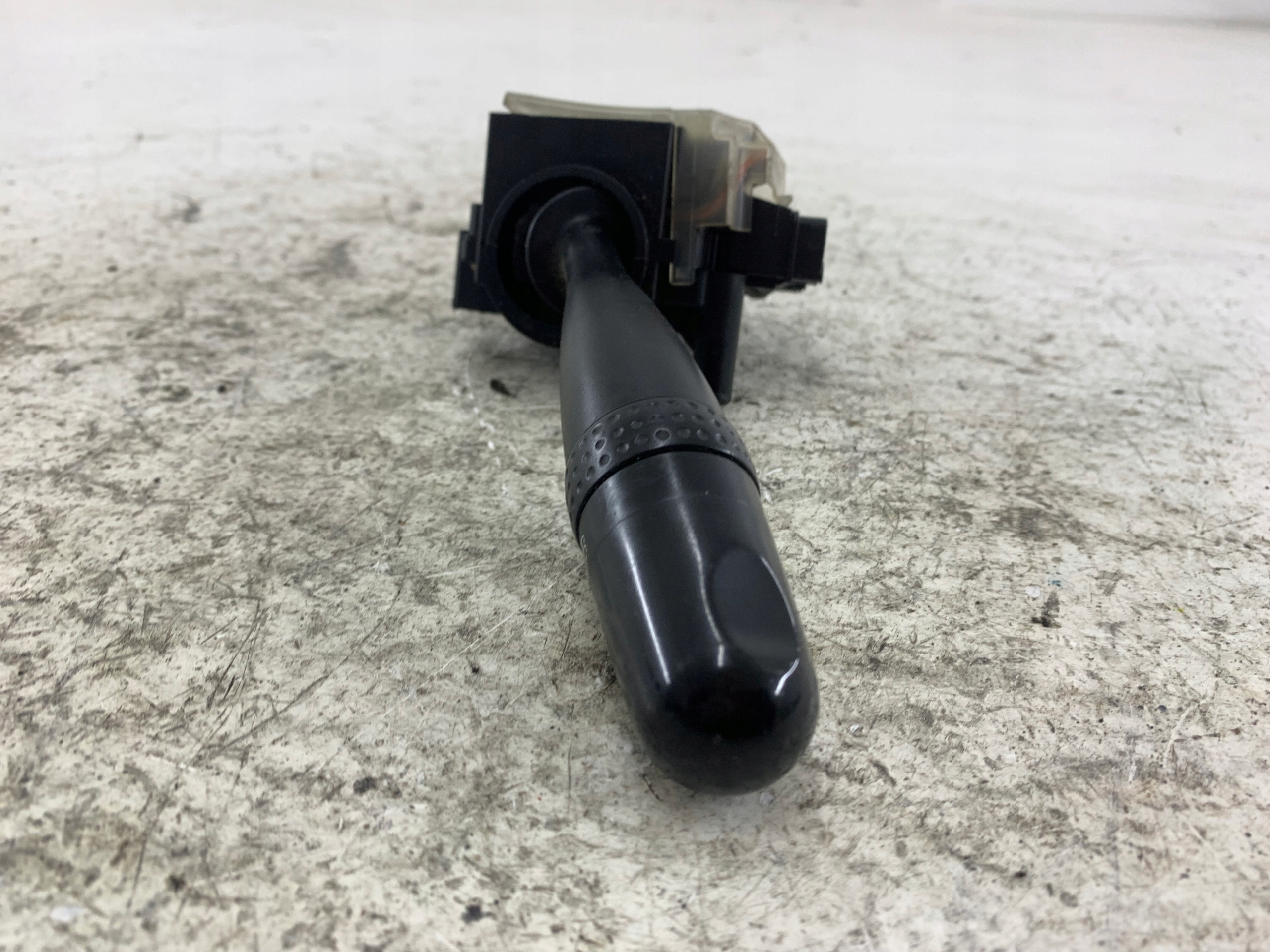 TOYOTA YARIS et bouton commodo lave glaces