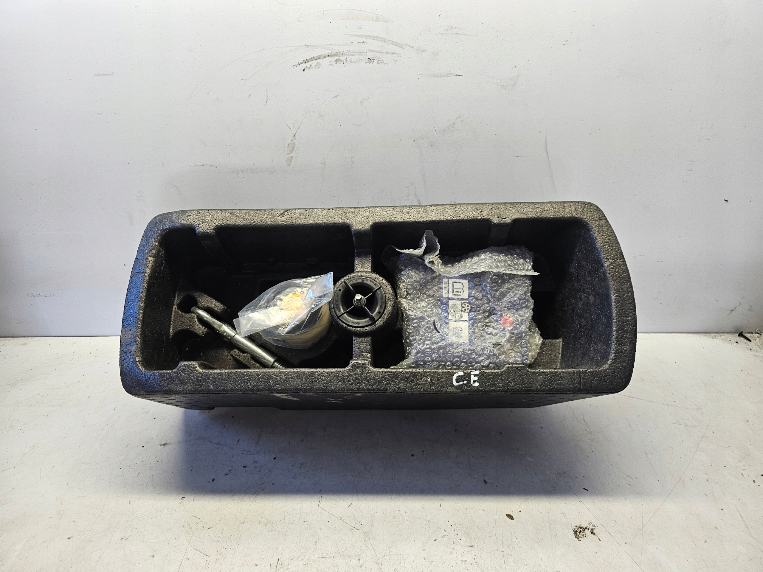 OPEL CORSA E CRIC MARTINETTO ruote PLYN Compressore UCHO ASSORBITORE