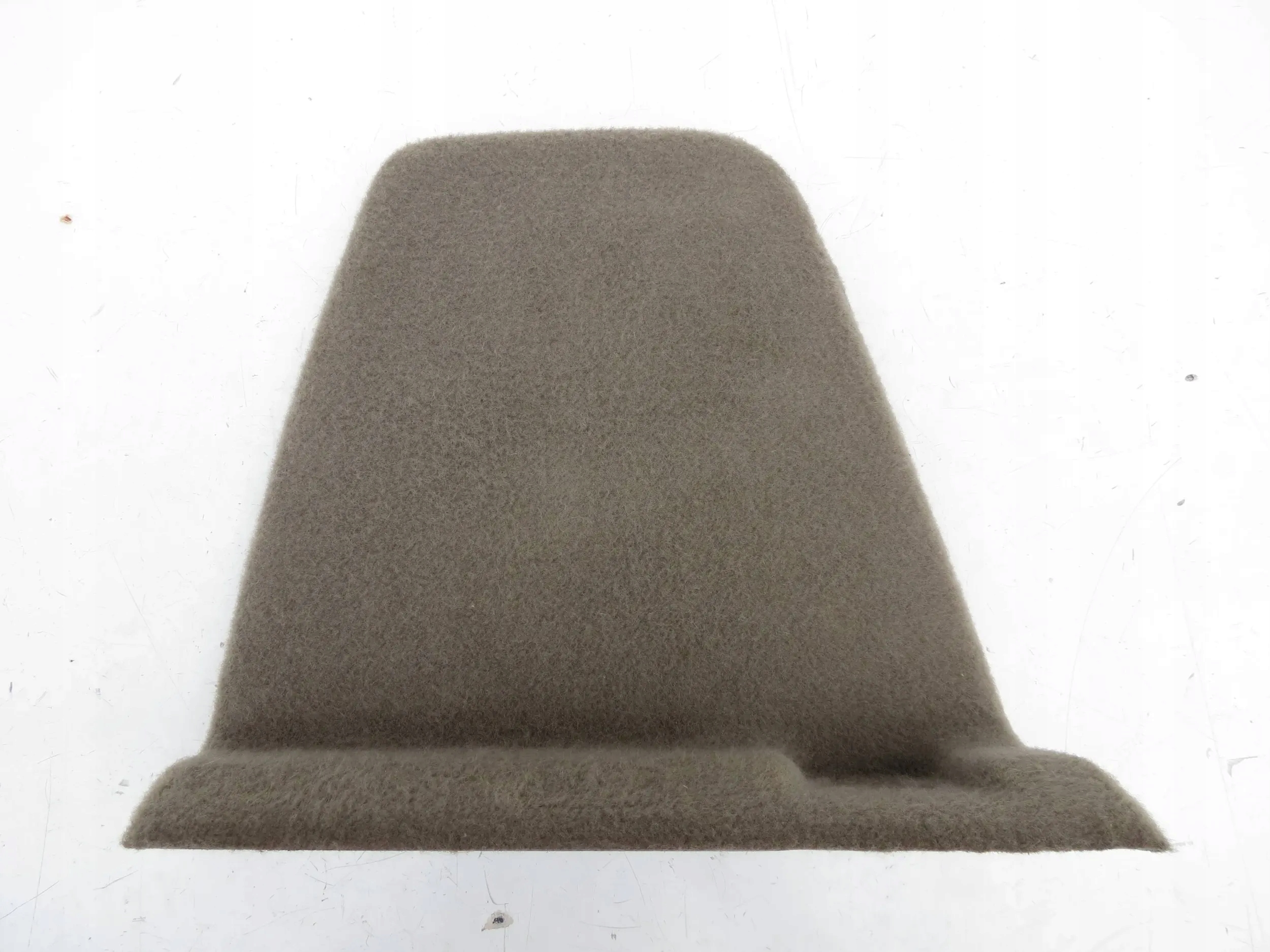 spoiler side upholstery boot right AUDI Q7 4L