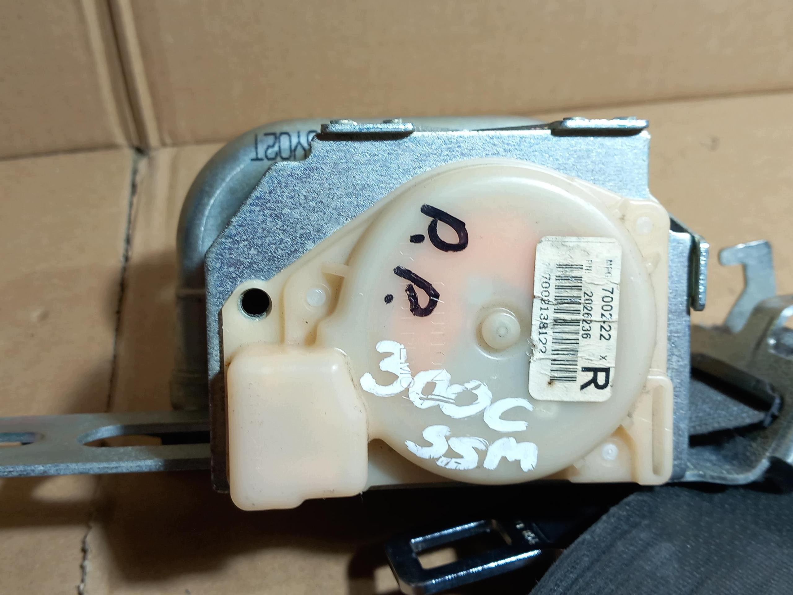 tension belt safety right front CHRYSLER 300C P1AJ801DVAD