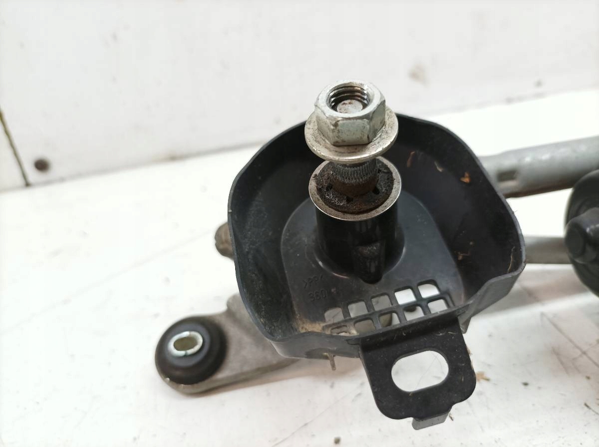wiper mechanism front EU LIFT 161108 Mitsubishi Space Star II