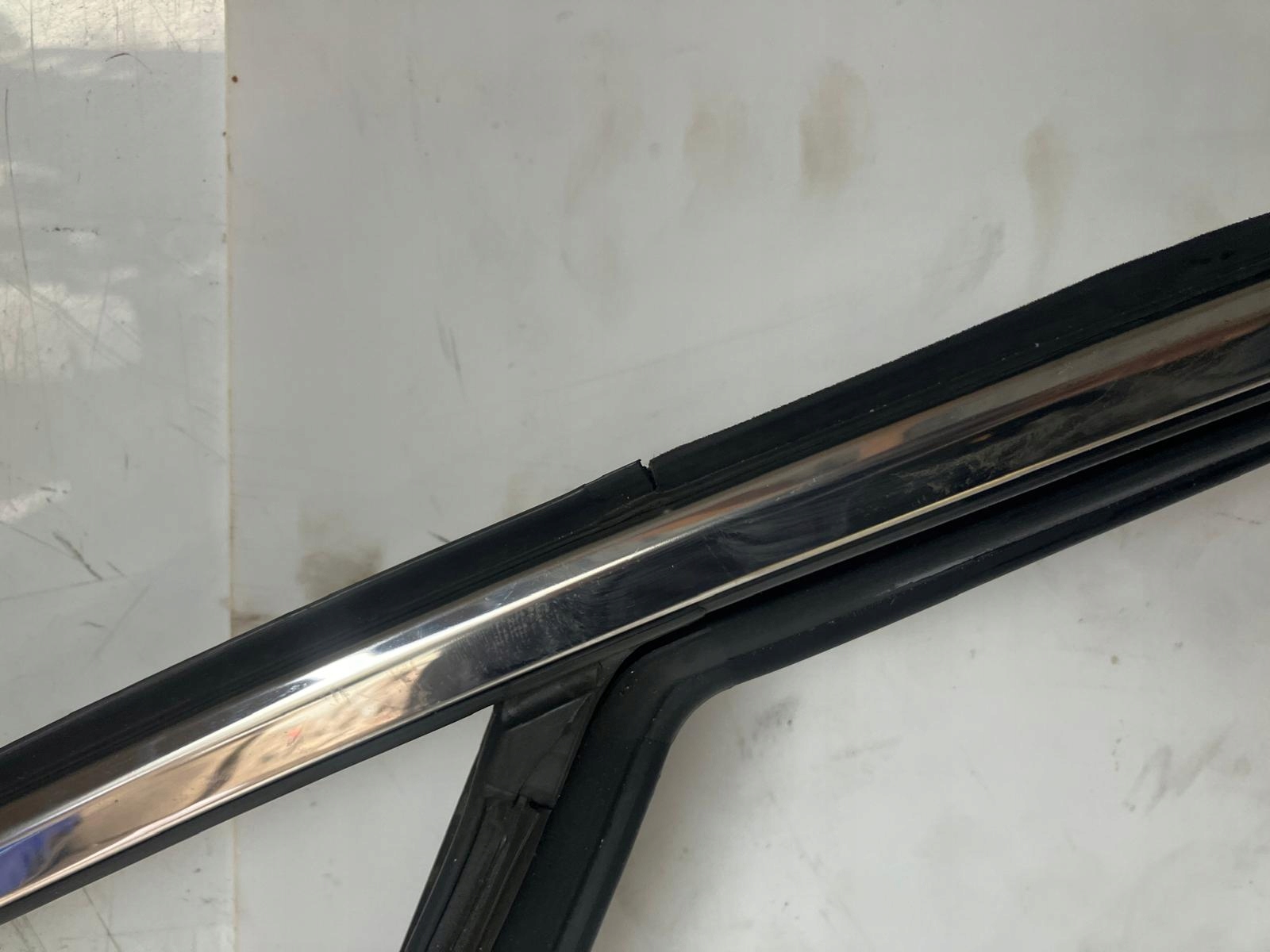 frame gasket door left front PEUGEOT 308 T9 CHROM