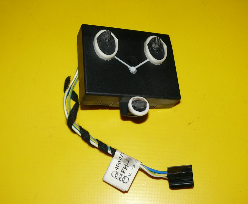 comfort control unit door left rear part AUDI A6 C6 04-08r. 4F0959795E