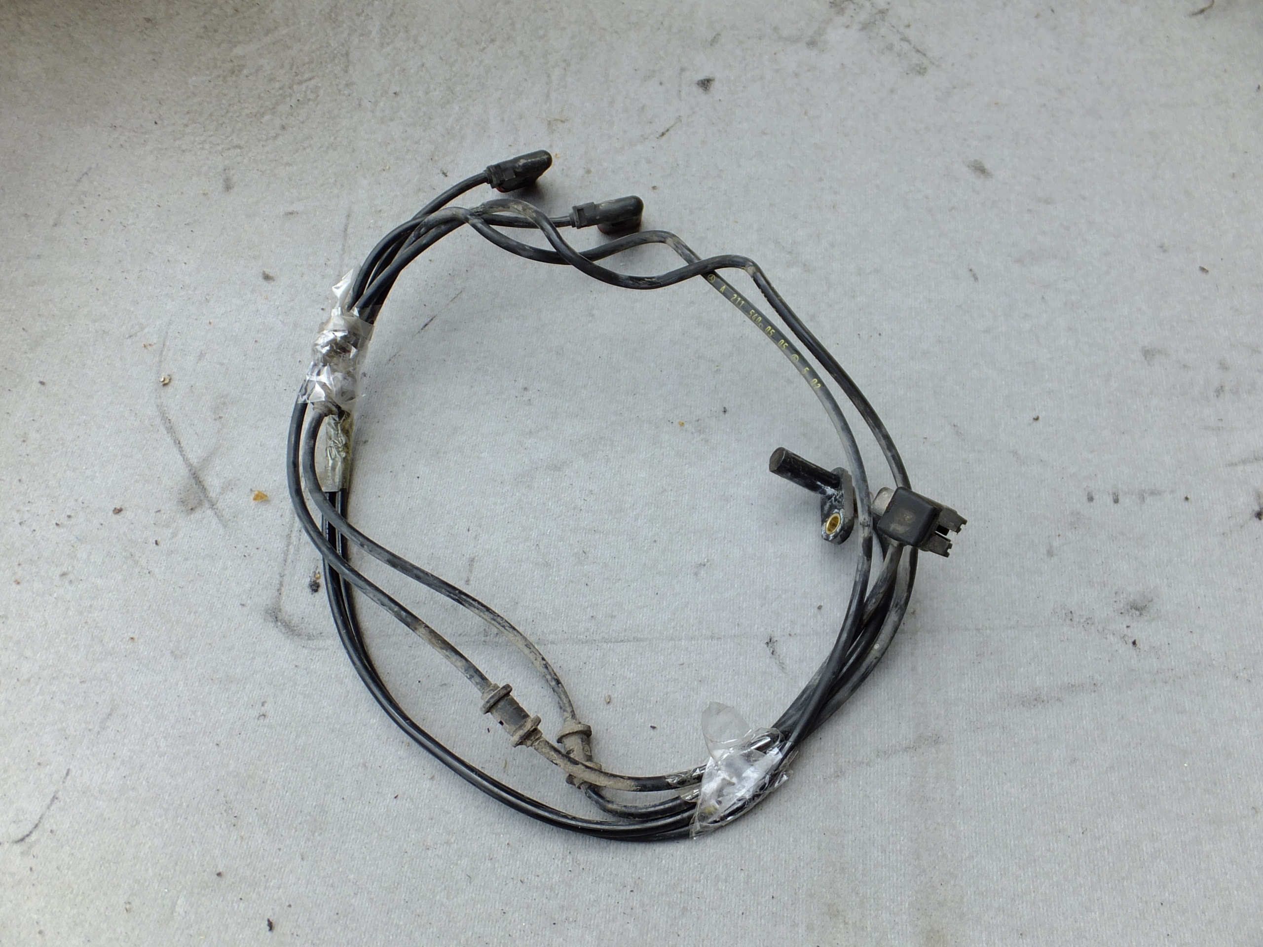 Sensor abs rechts heck mercedes w211 A2115400505 A2115401217