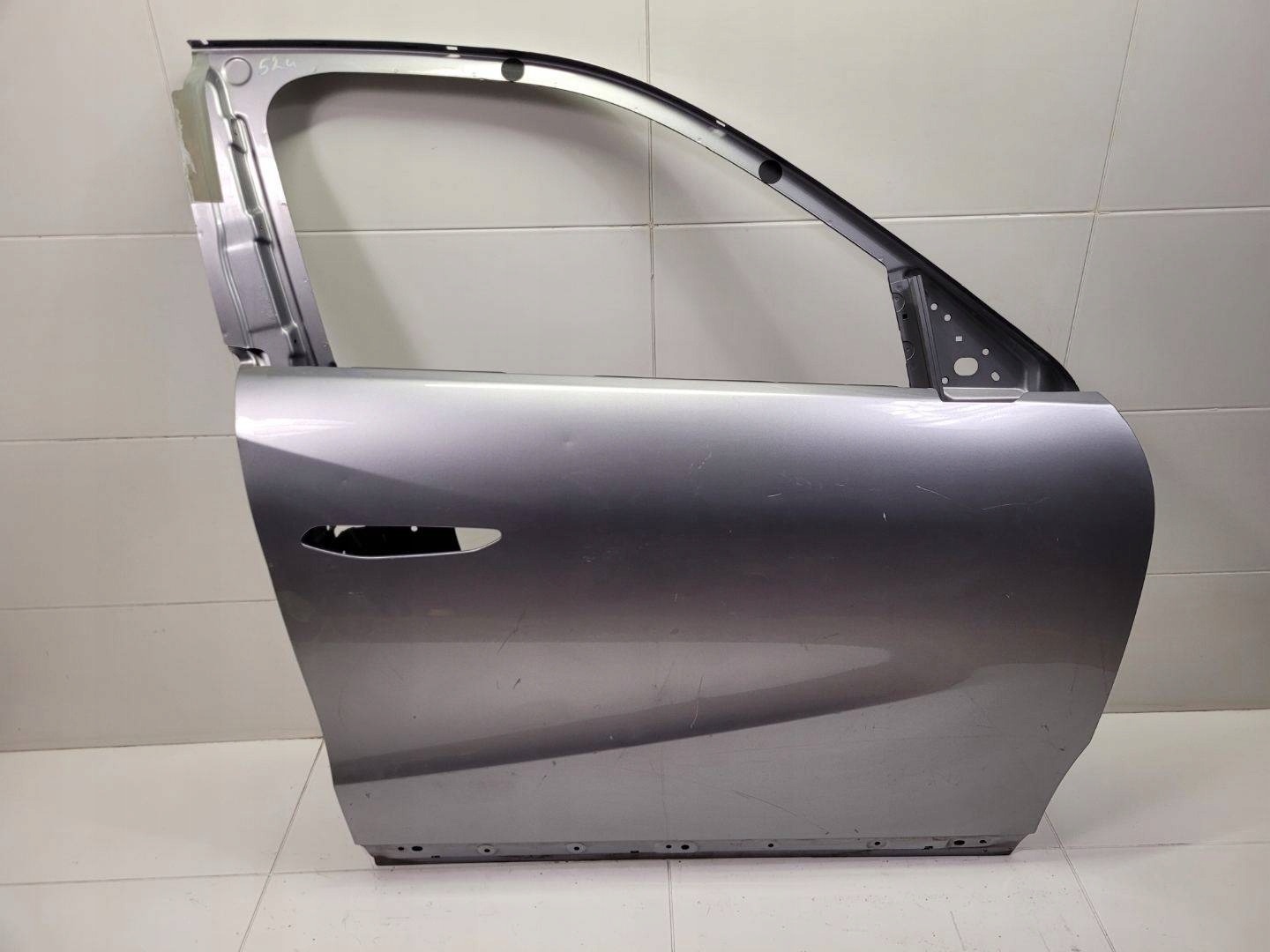 Portière Avant Droit Bouche buse Citroen DS3 2019