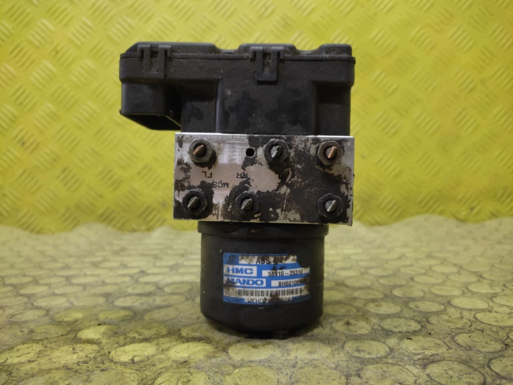 HYUNDAI ACCENT 1.5 D pump ABS 5891025310