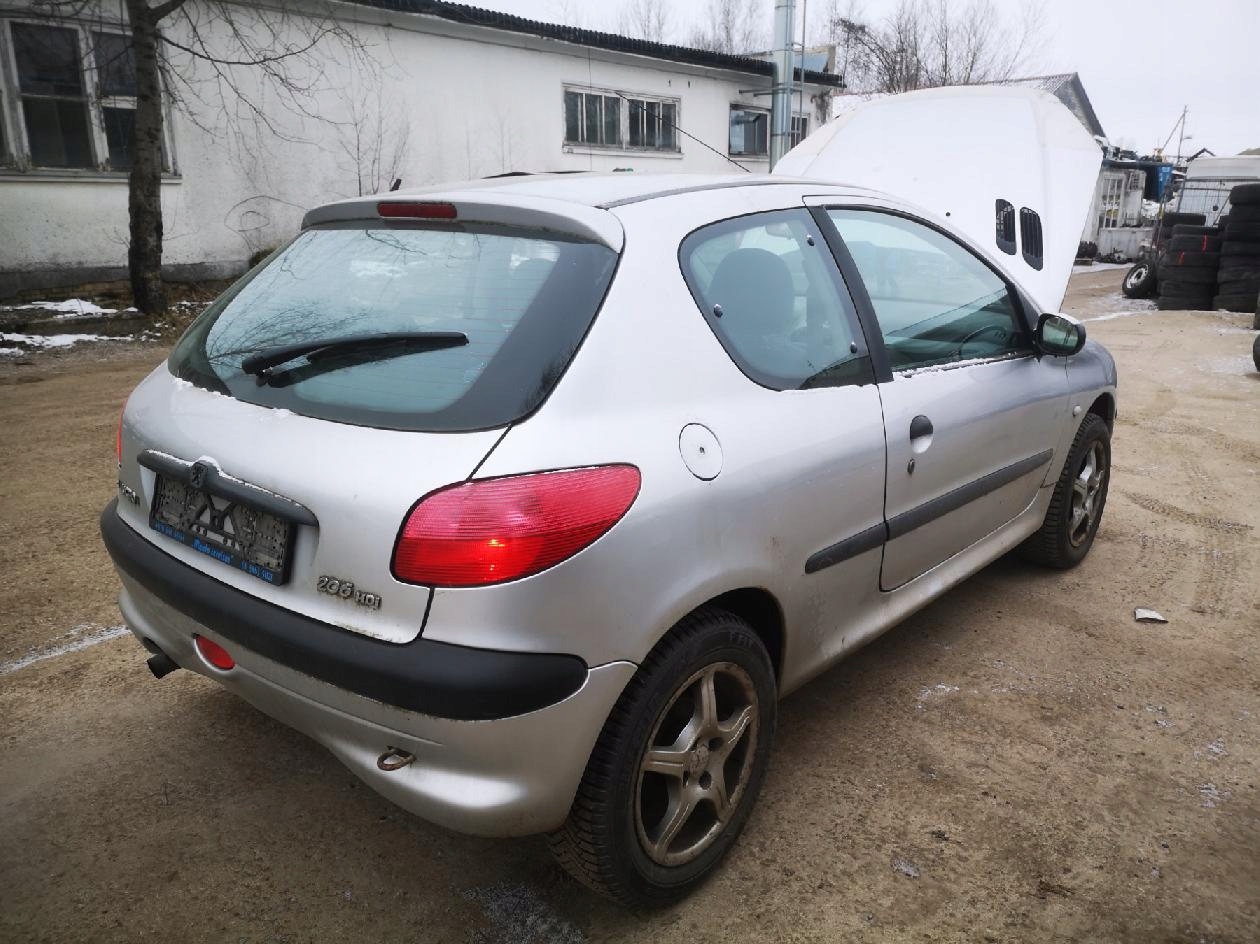 peugeot 206 шланг воды 2000 2.0л
